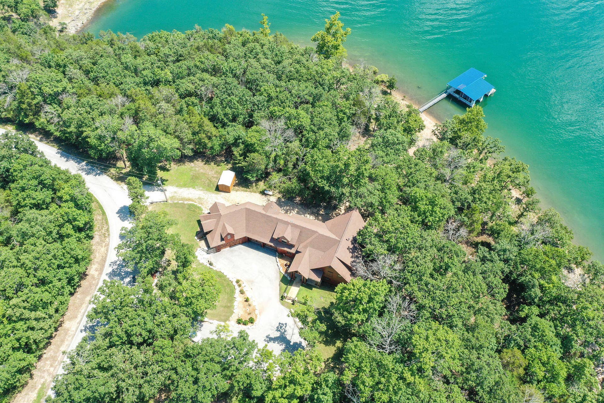 1517 Lake Bluff Drive, Branson West, MO 65737 1517 Lake Bluff Drive