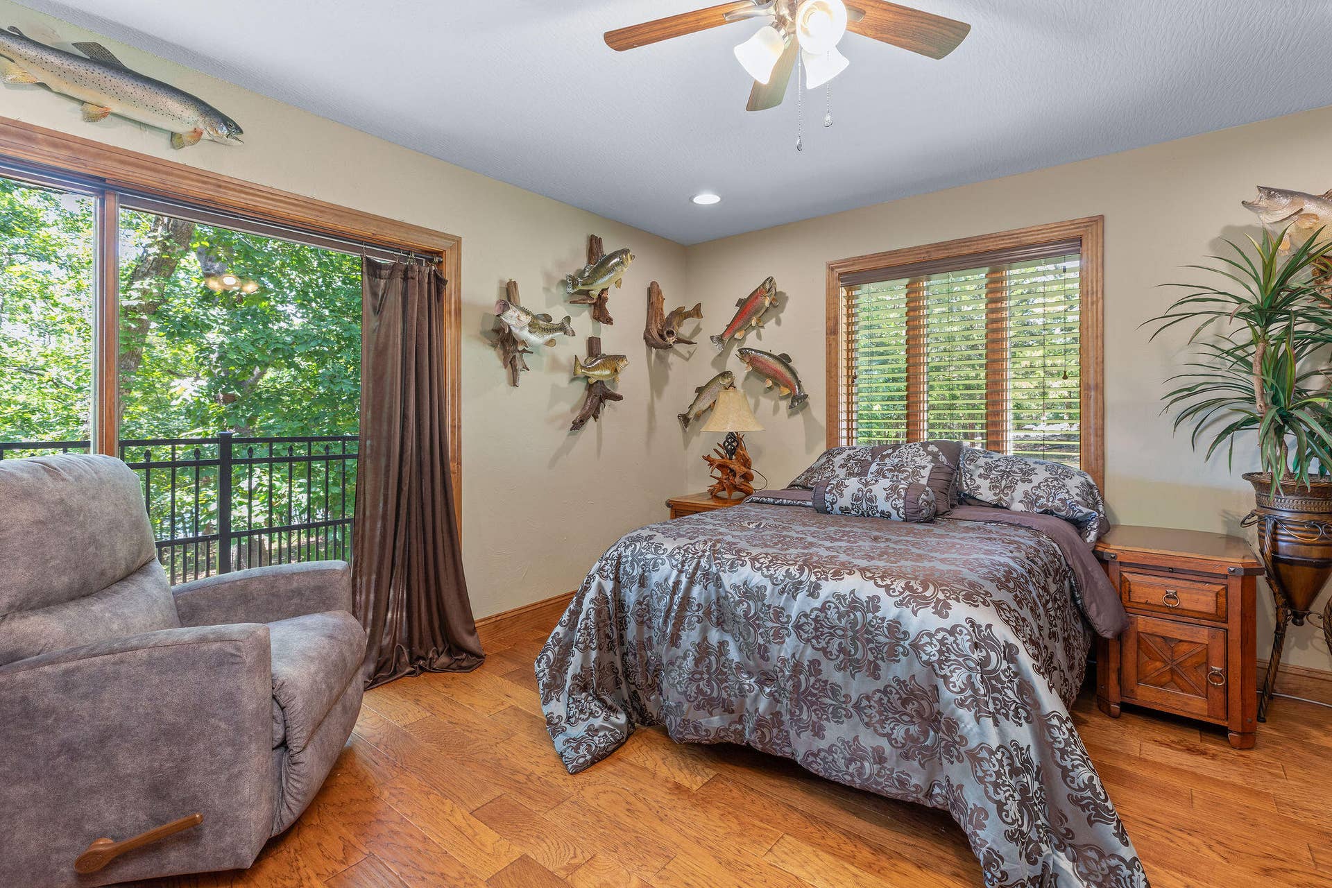 1517 Lake Bluff Drive, Branson West, MO 65737 1517 Lake Bluff Drive