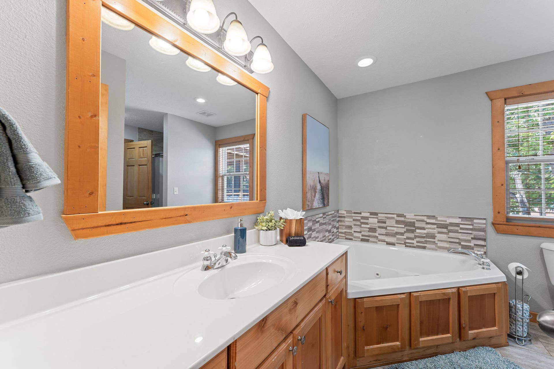 52 Cantwell Lane, #84, Branson West, MO 65737 Bathroom