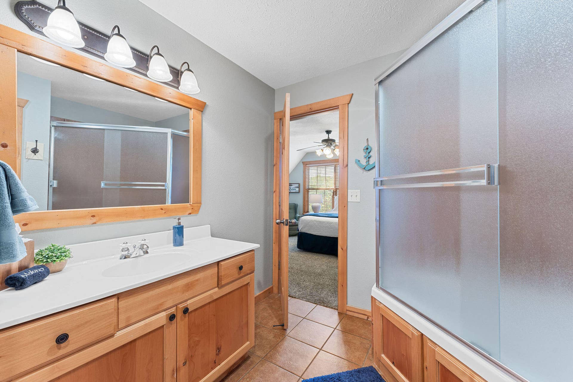 52 Cantwell Lane, #84, Branson West, MO 65737 Bathroom