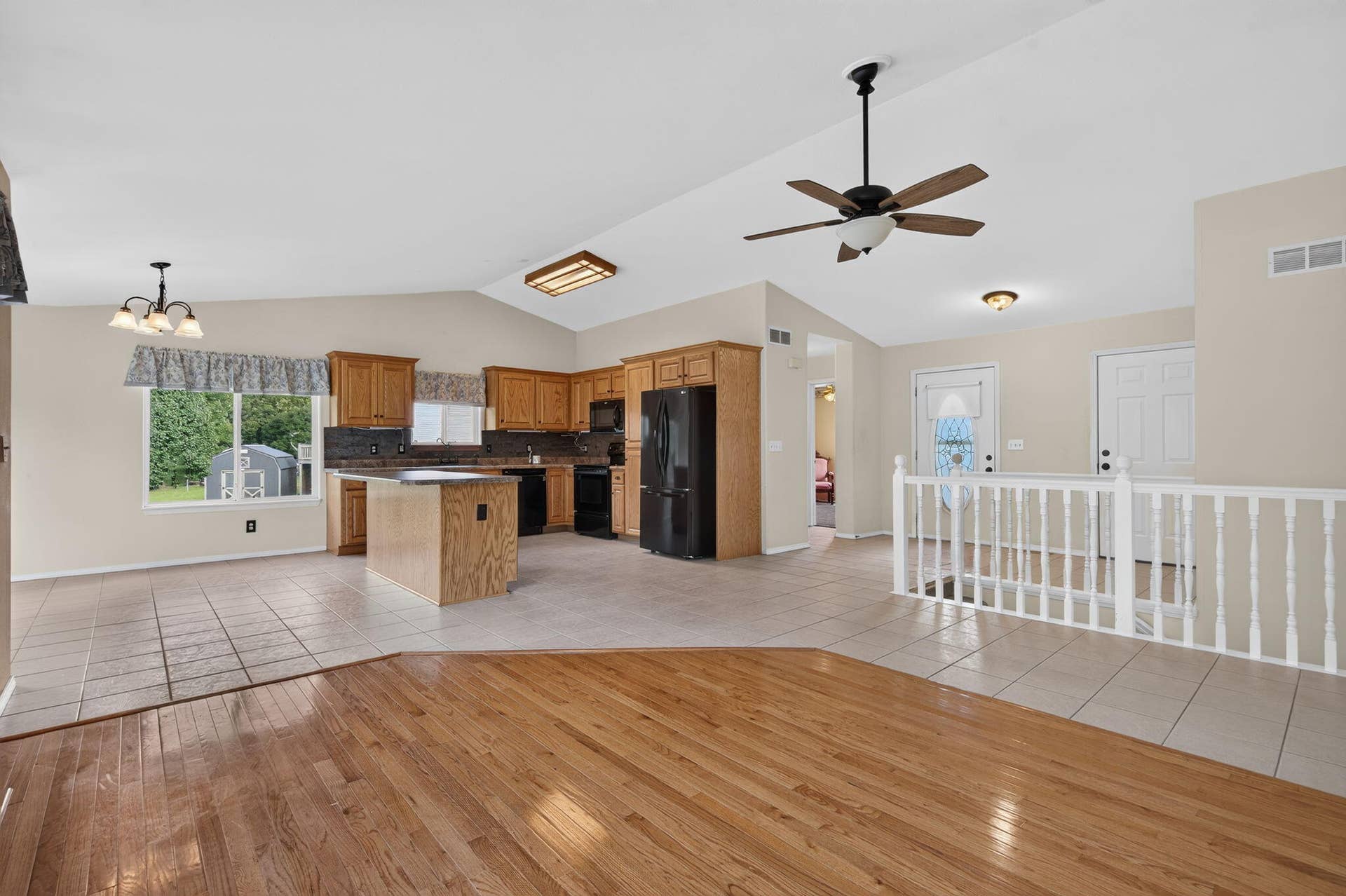 237 N Catamount Blvd, Branson West,