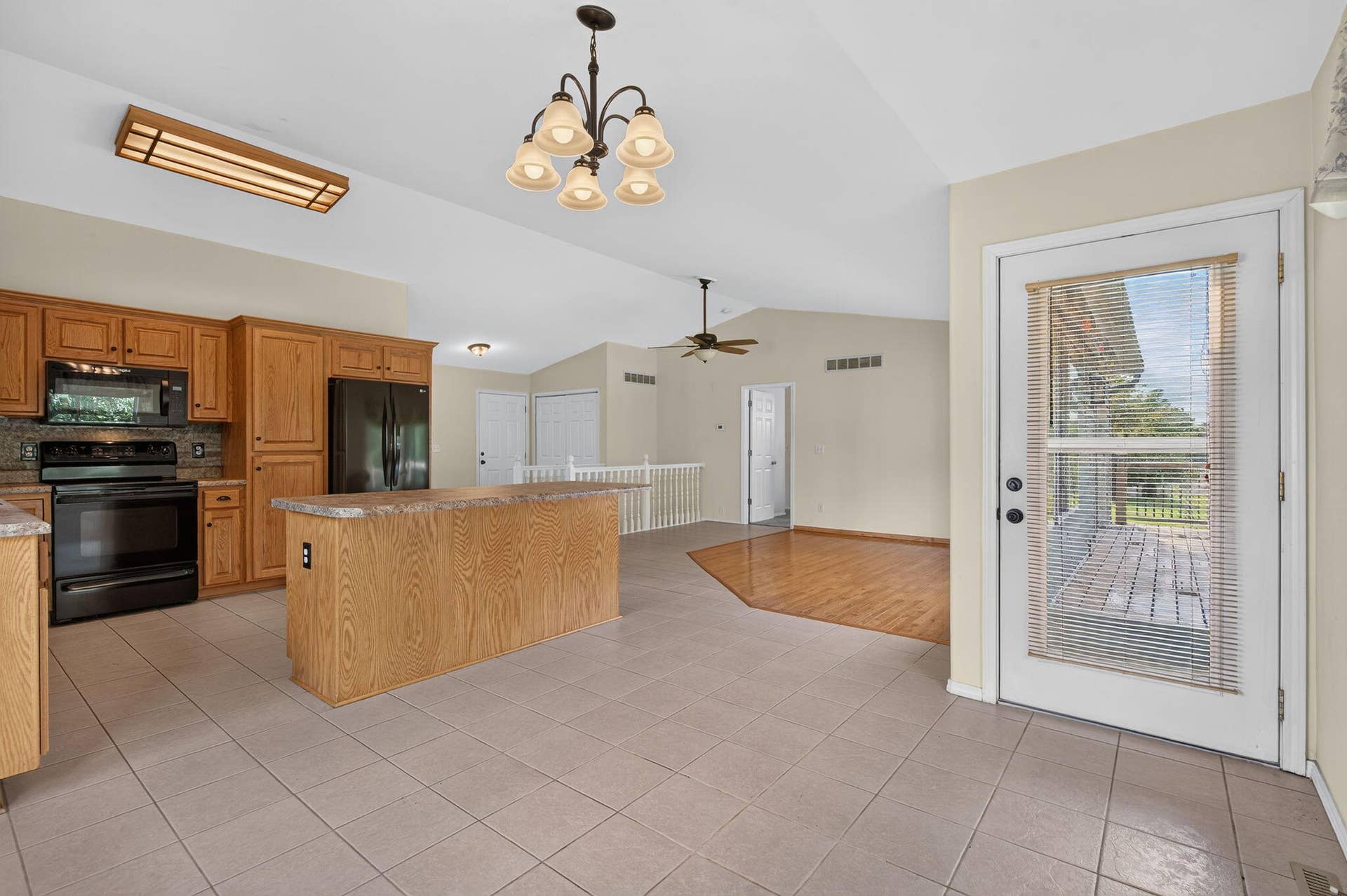 237 N Catamount Blvd, Branson West,