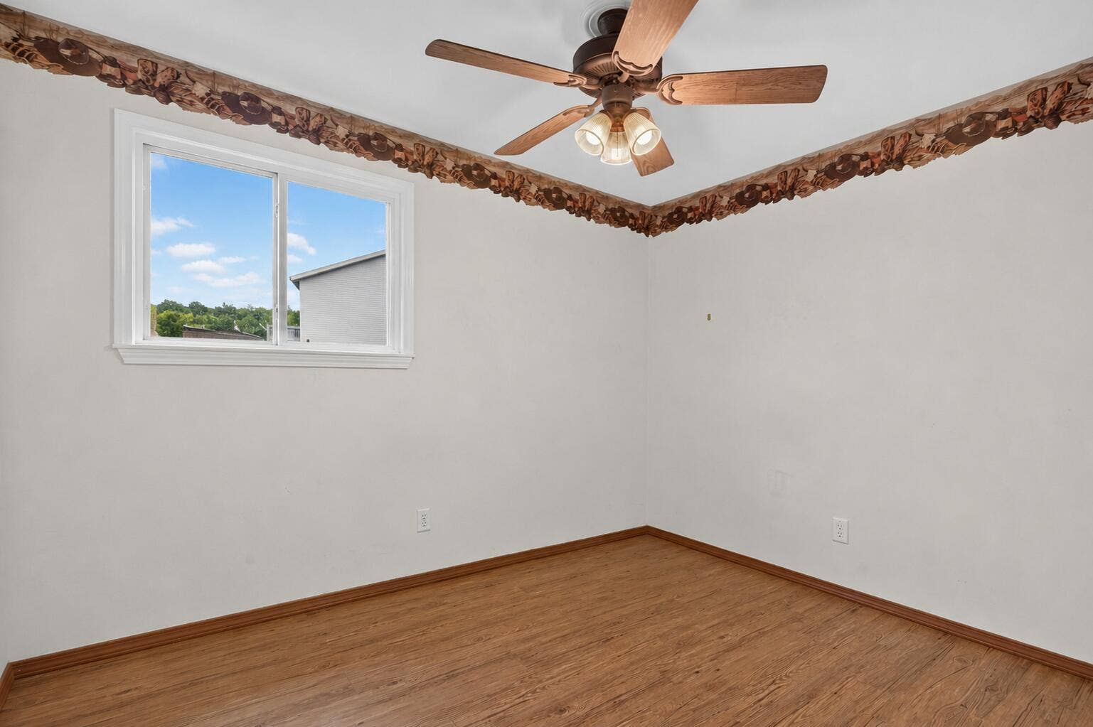 237 N Catamount Blvd, Branson West,