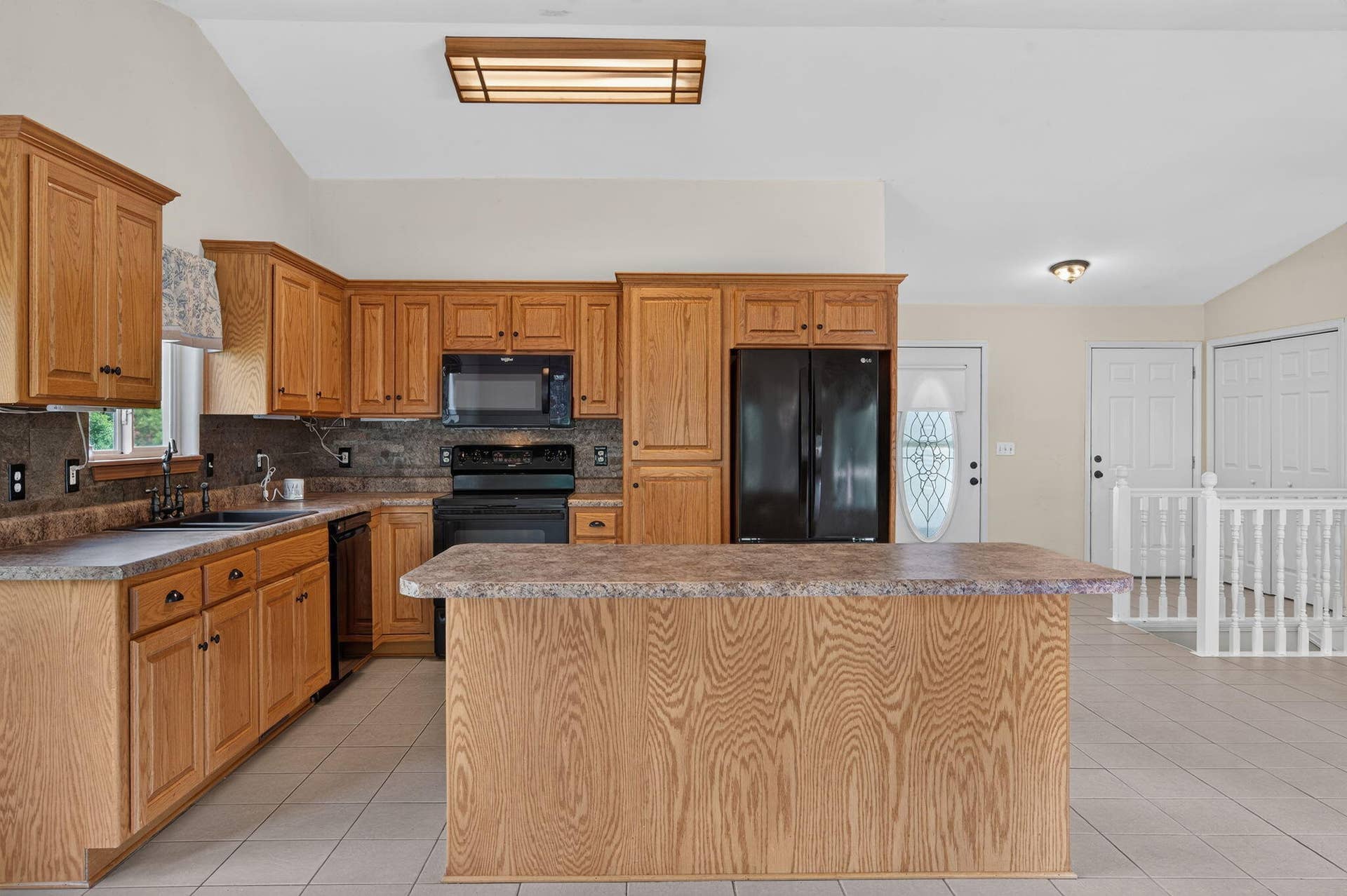 237 N Catamount Blvd, Branson West,