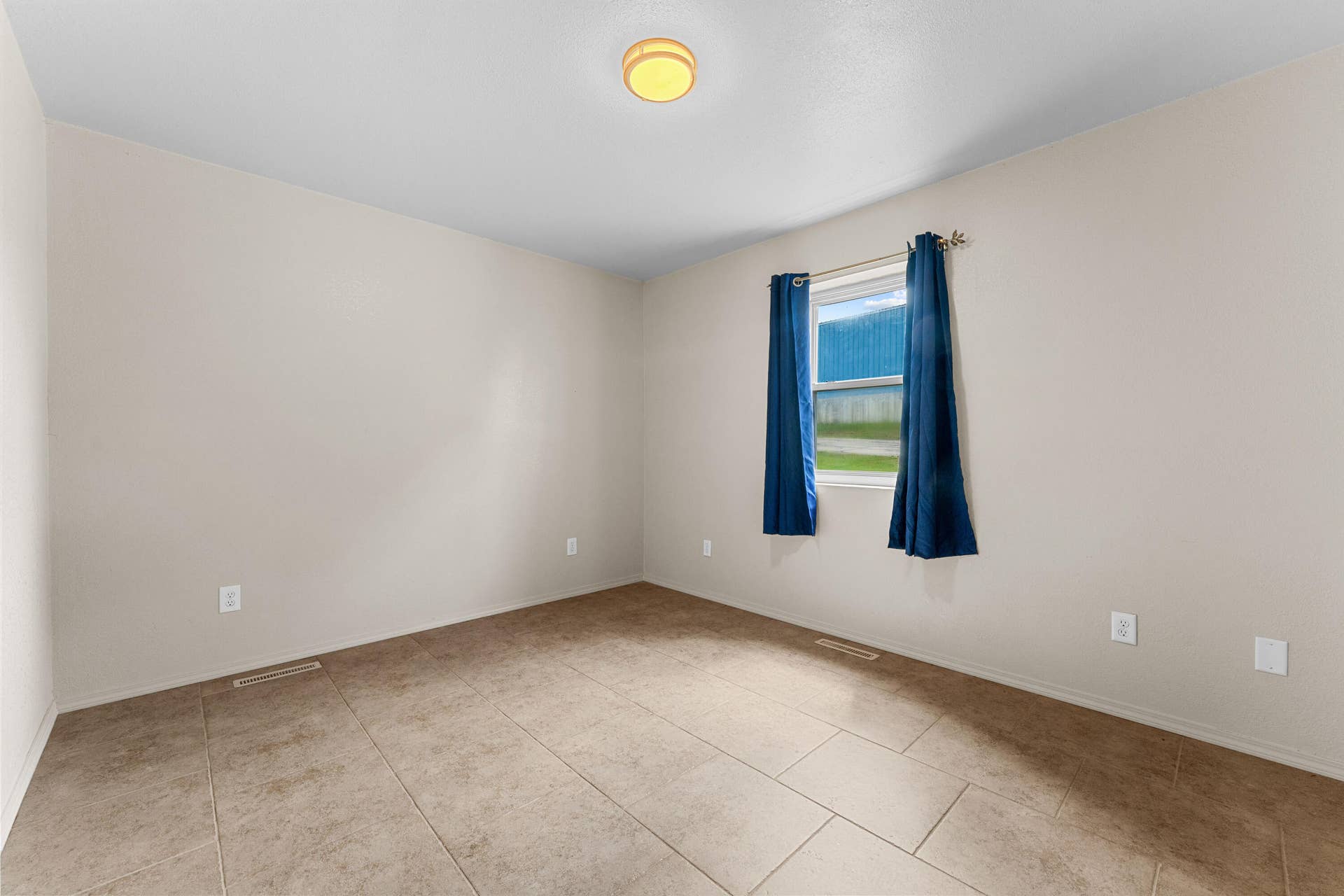 27 Crestview Street, Kimberling City, MO 65686 SDD00138
