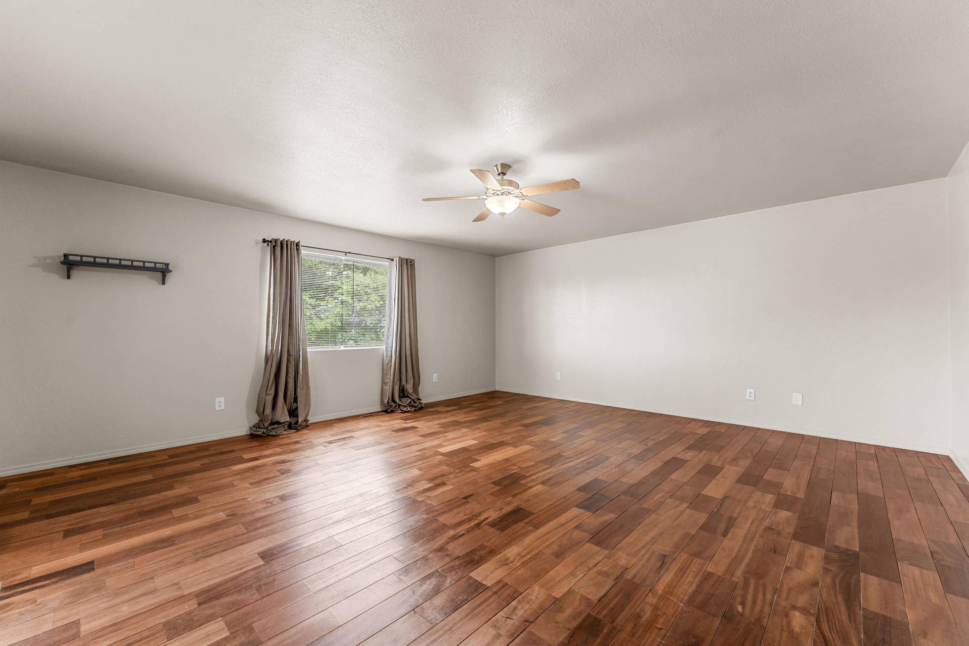 27 Crestview Street, Kimberling City, MO 65686 SDD00168