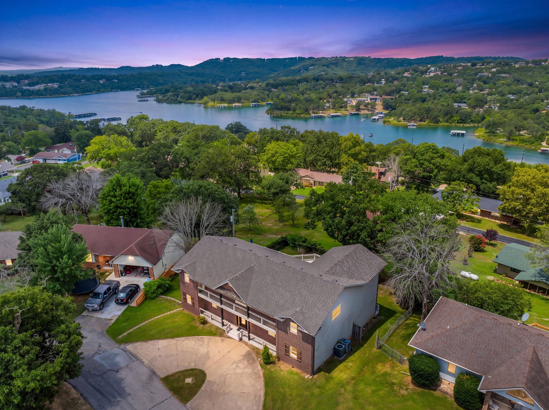 27 Crestview Street, Kimberling City, MO 65686 DJI_20260712121005_0302_D_Twilight_Hero_