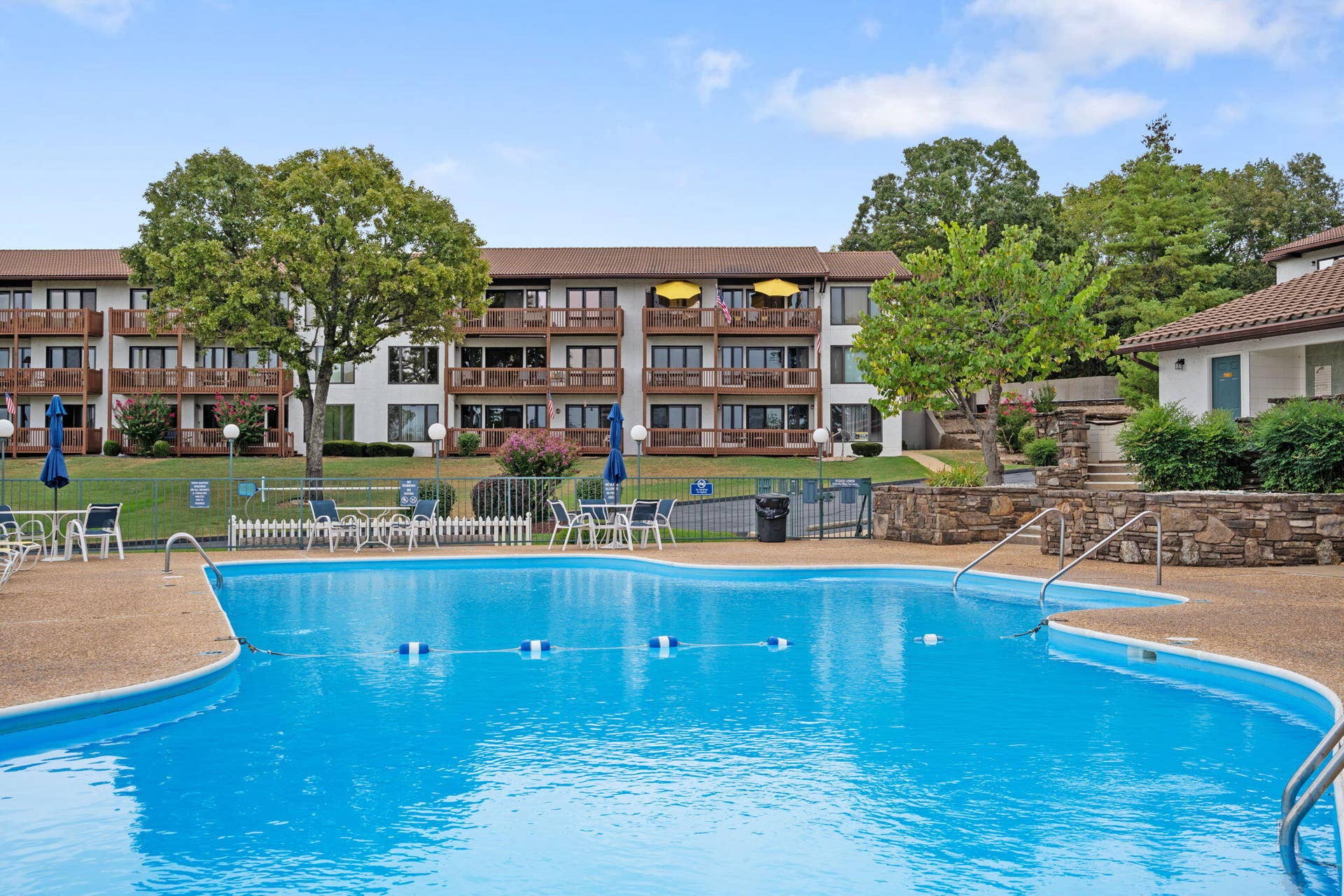 1901-ParadiseDr-Community-Amenities