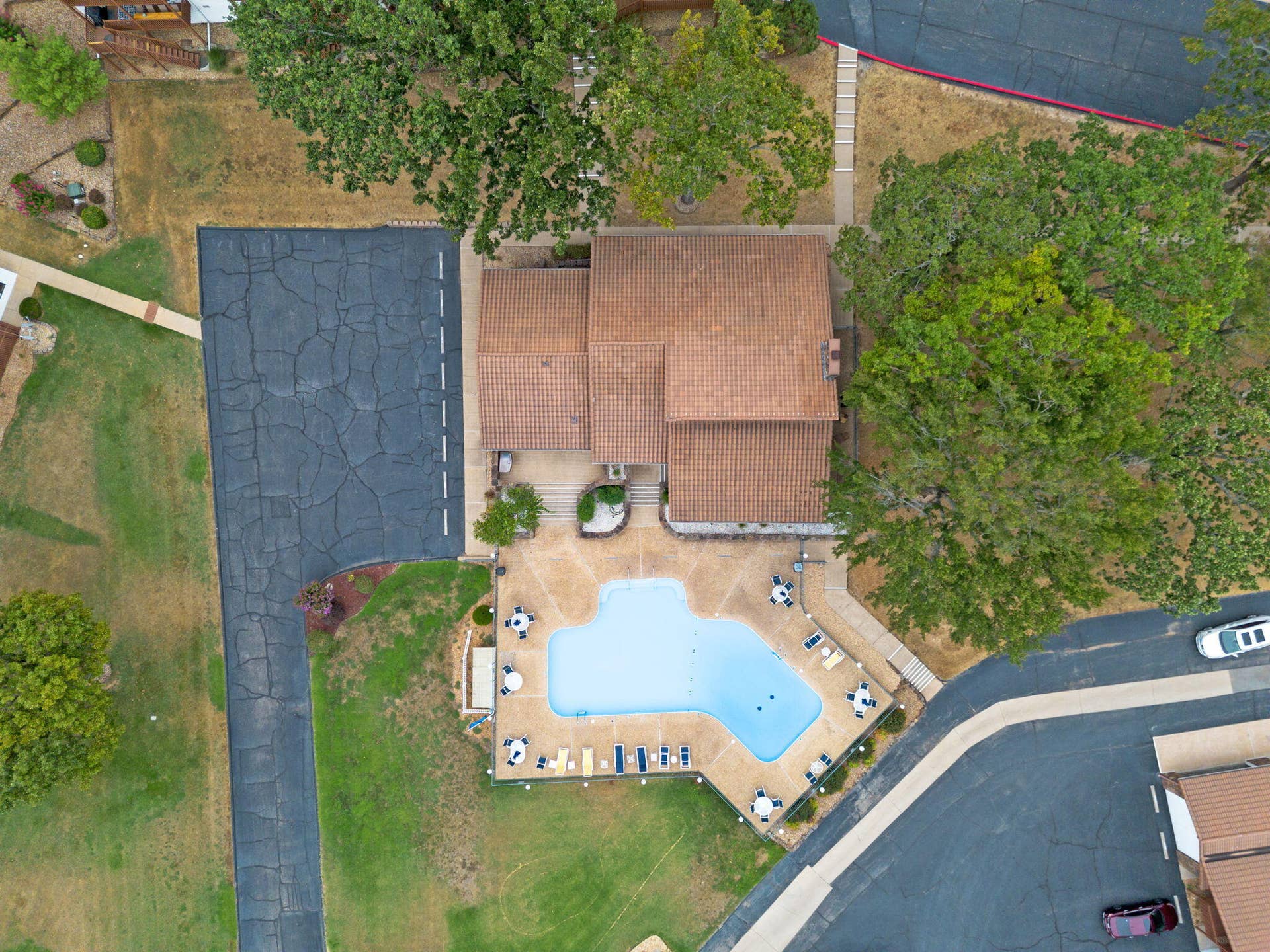 1901-Paradise-Dr-Community-Amenities