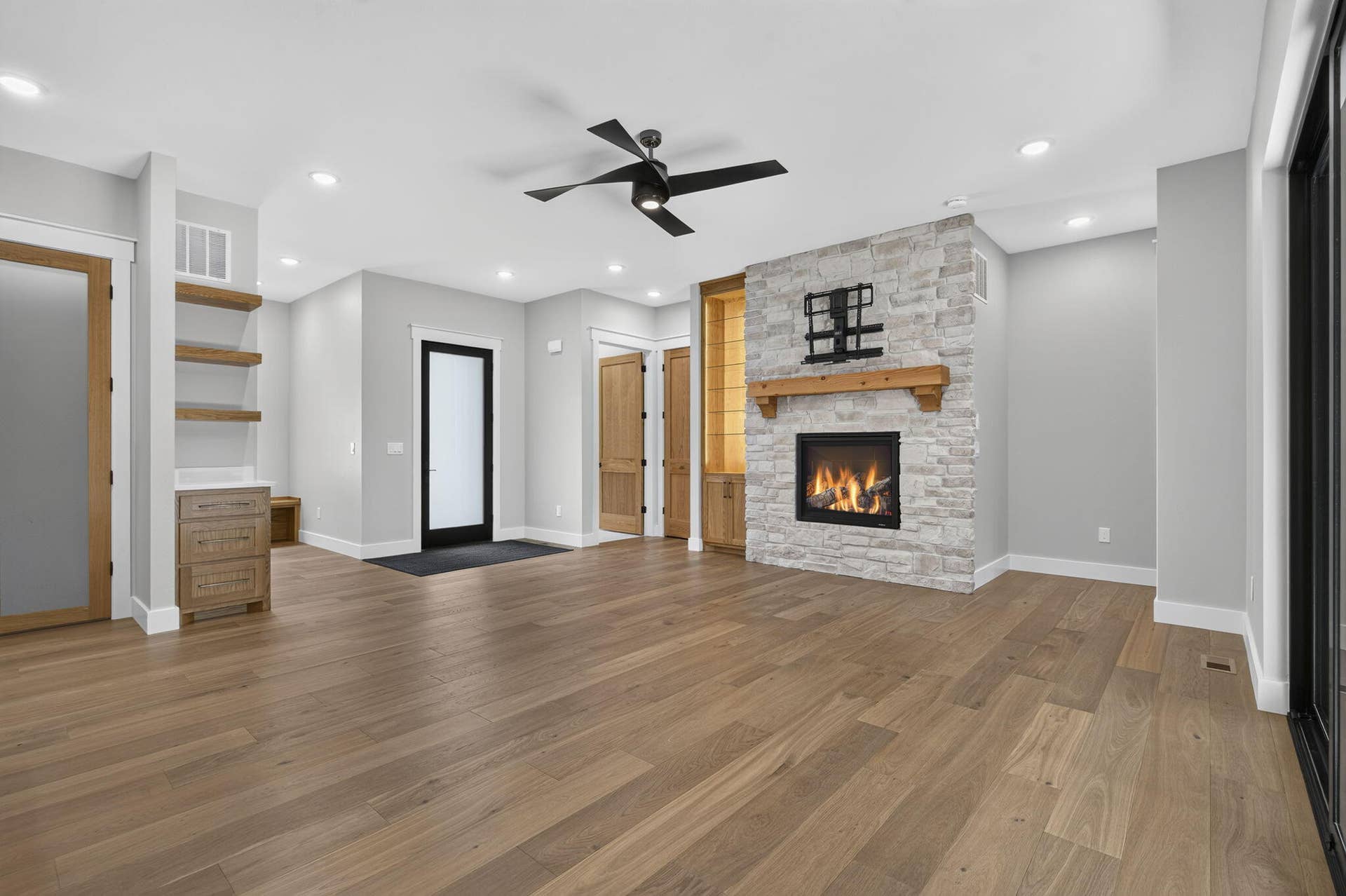5-web-or-mls-DSC09067 (2)