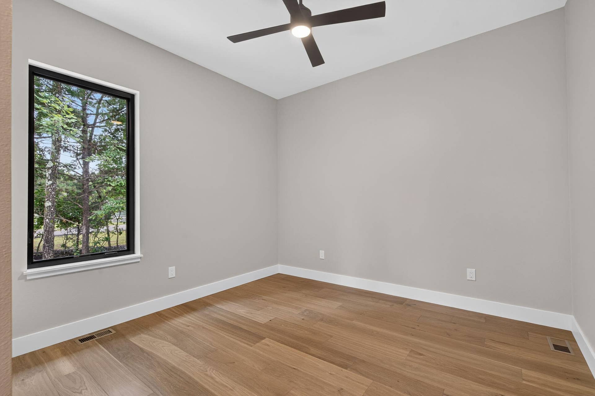 23-web-or-mls-DSC09133