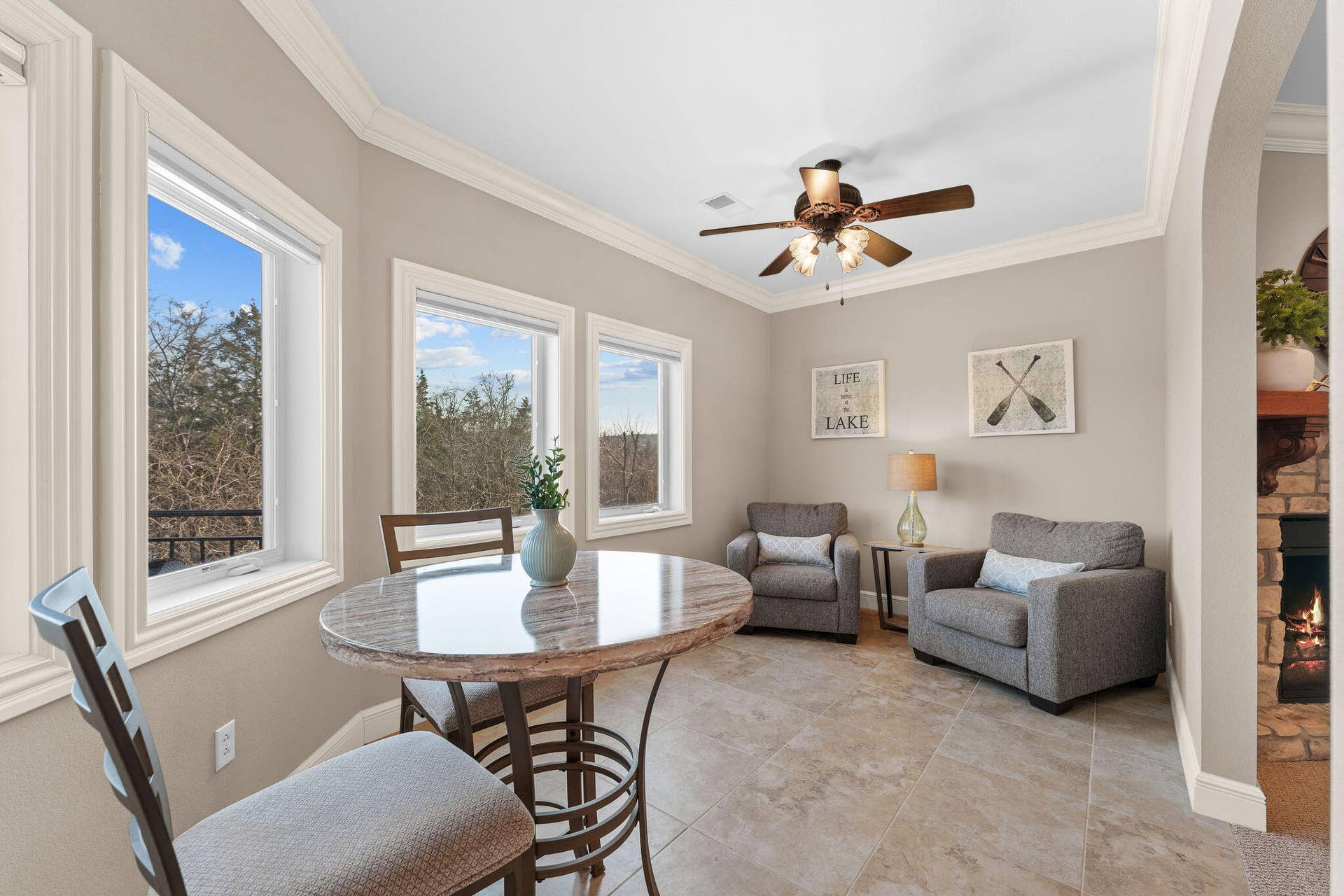 Breakfast or Reading Nook