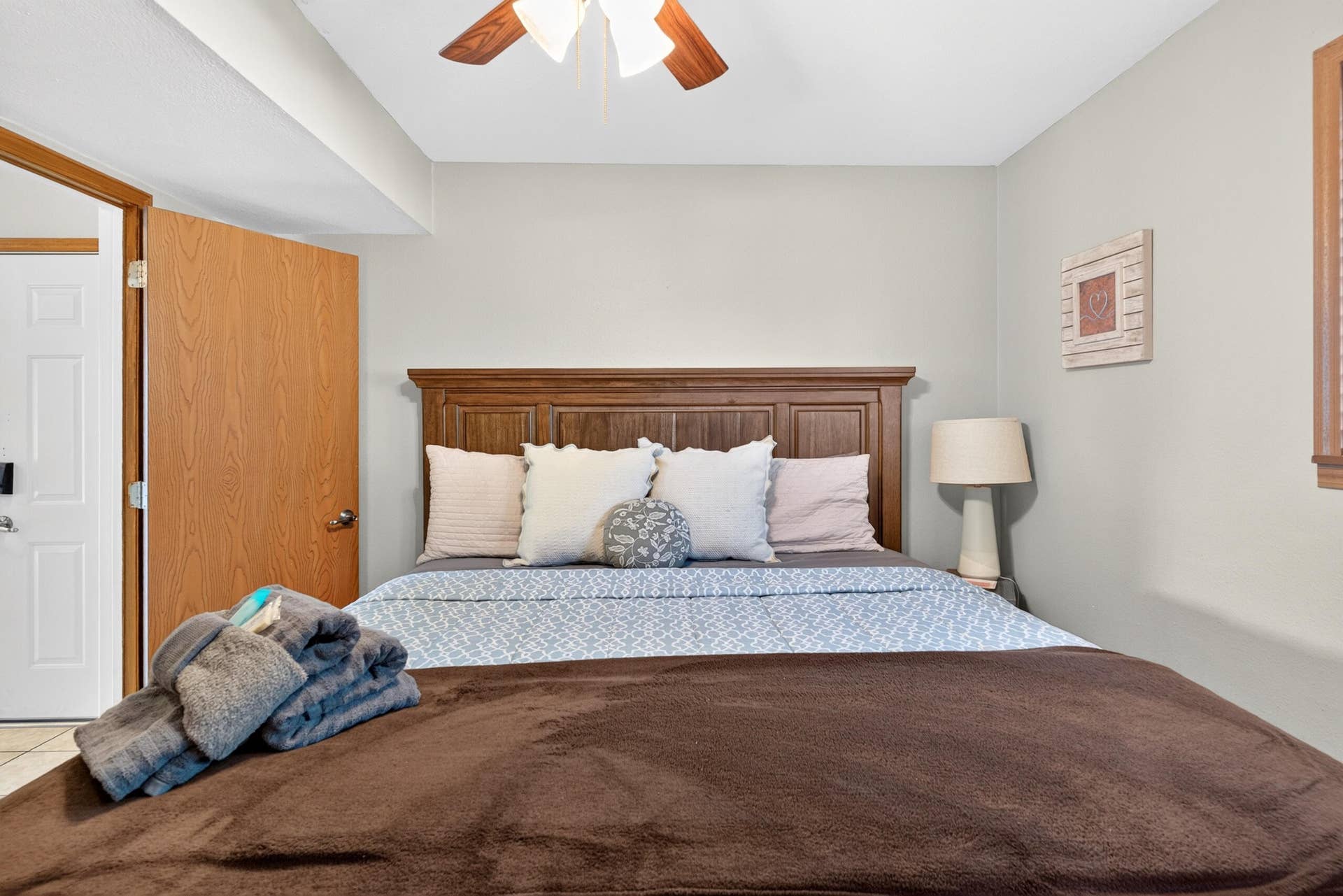 14 Sinatra Court, #Unit 5, Branson West, MO 65737 20-19