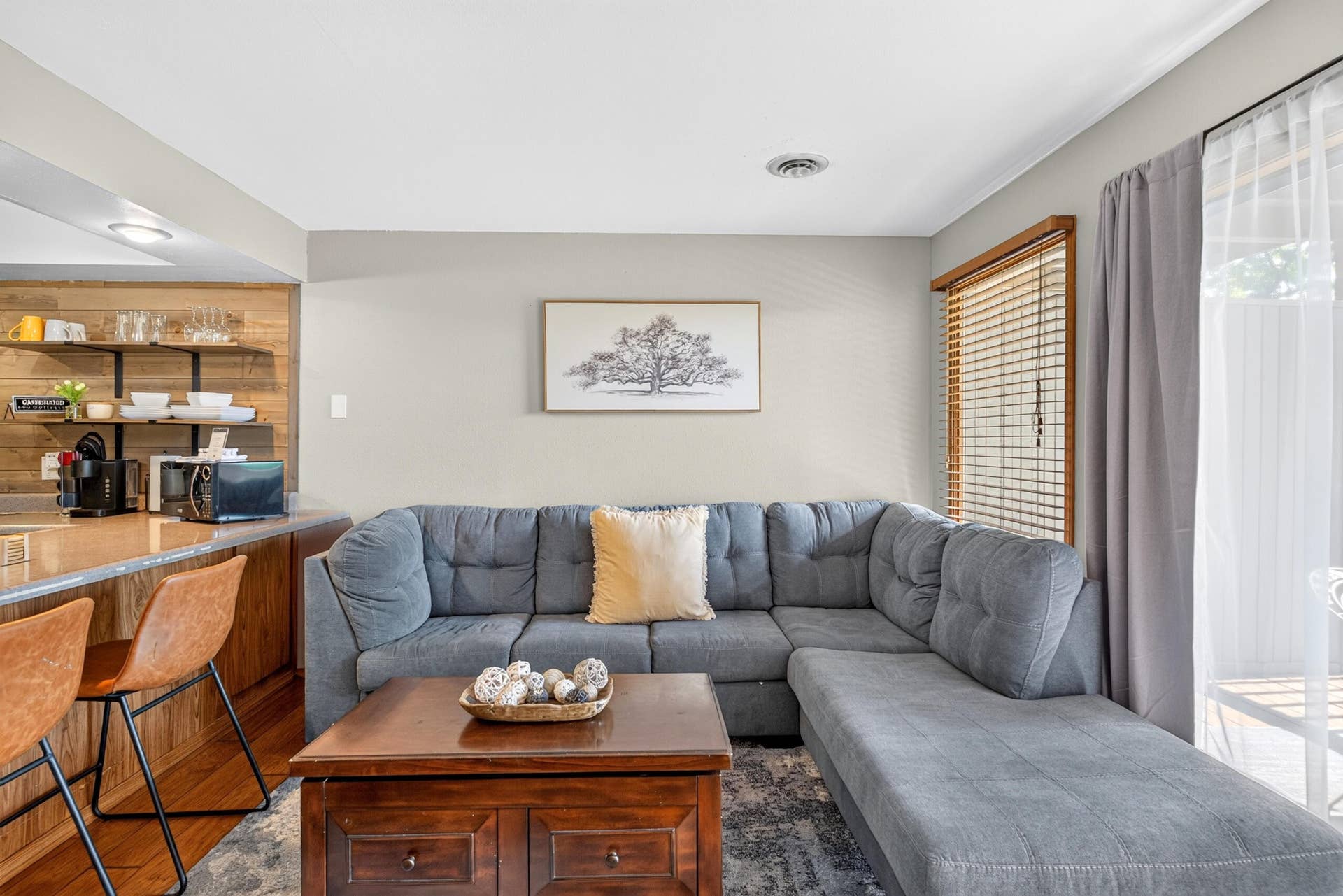 14 Sinatra Court, #Unit 5, Branson West, MO 65737 10-9