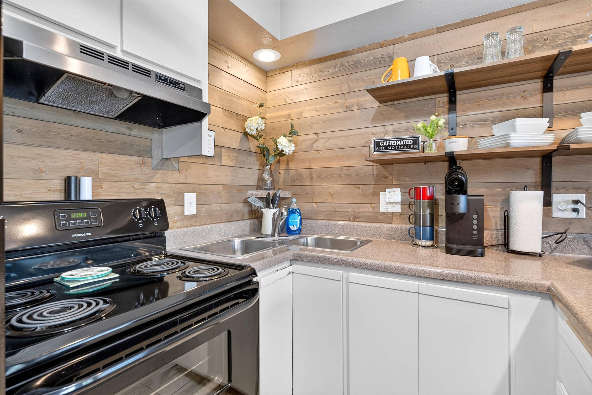 14 Sinatra Court, #Unit 5, Branson West, MO 65737 17-16