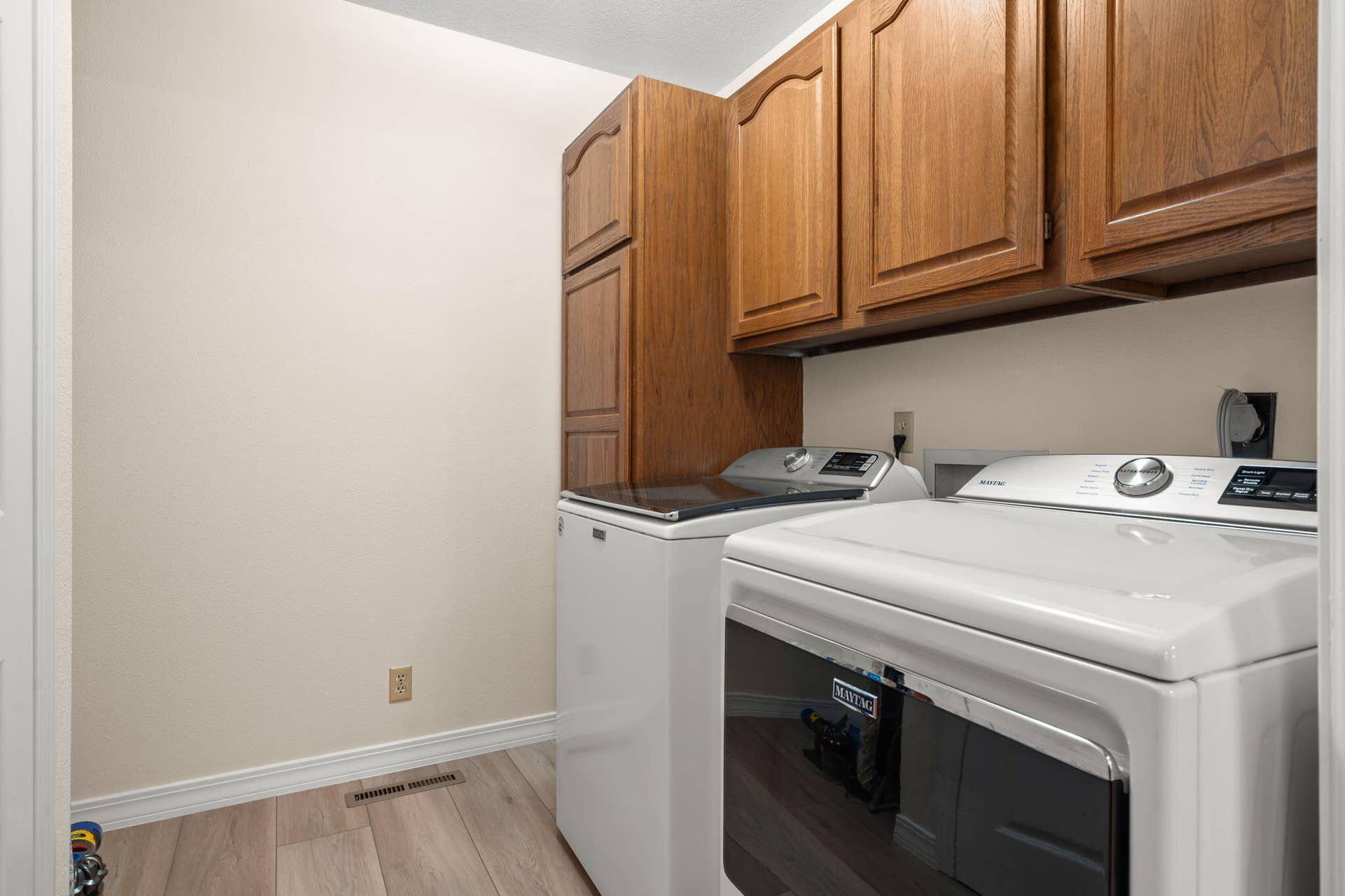 43 Irish Hills Boulevard, Kimberling City, MO 65686 Laundry Room