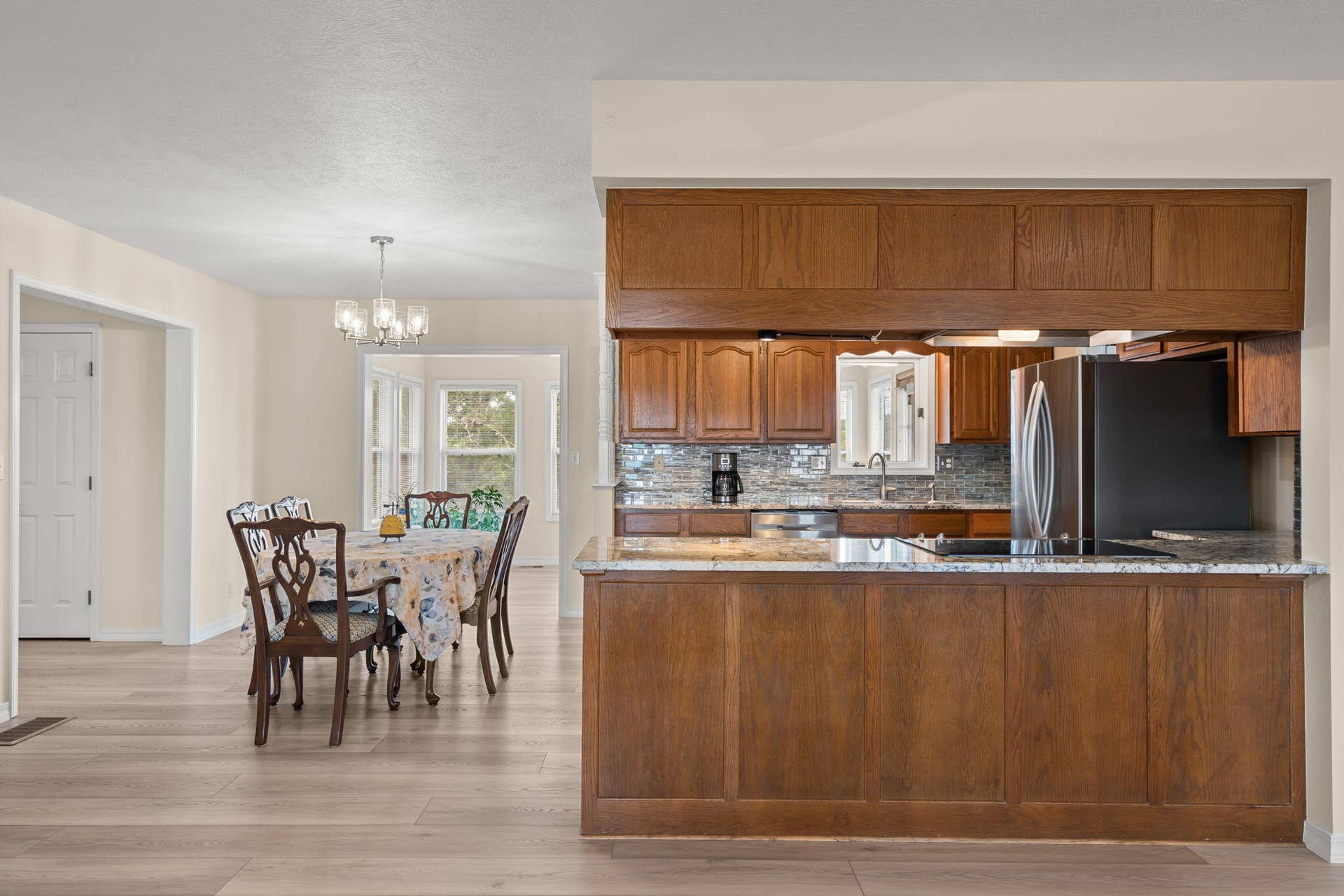 43 Irish Hills Boulevard, Kimberling City, MO 65686 Dining Room/Kitchen