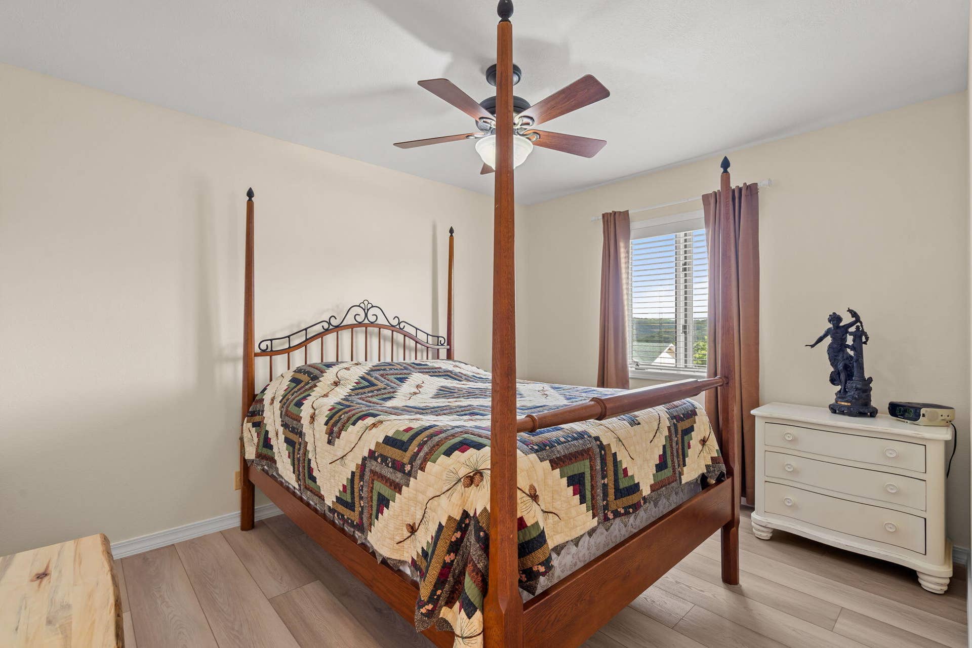 43 Irish Hills Boulevard, Kimberling City, MO 65686 Bedroom 2