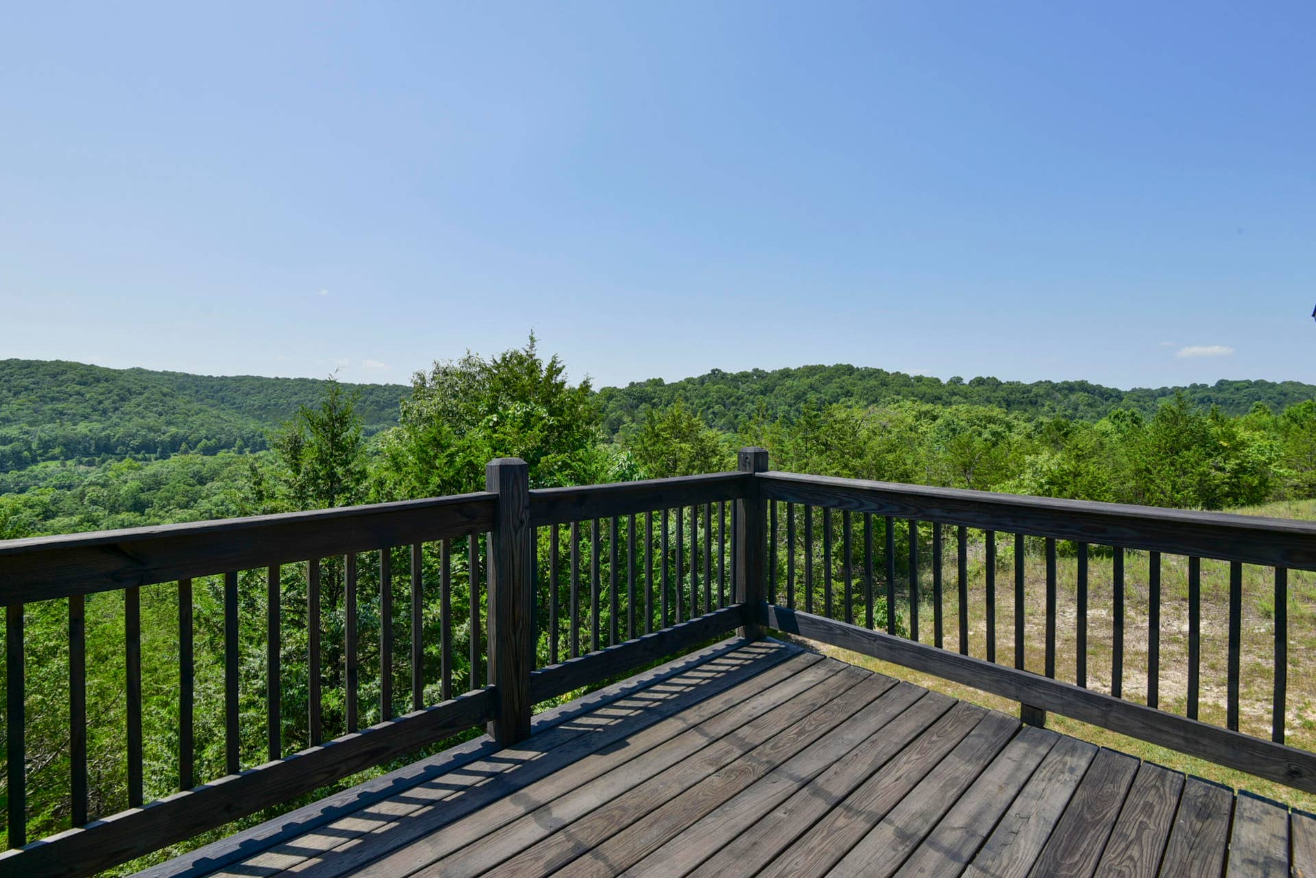 Upper Level Deck 1B