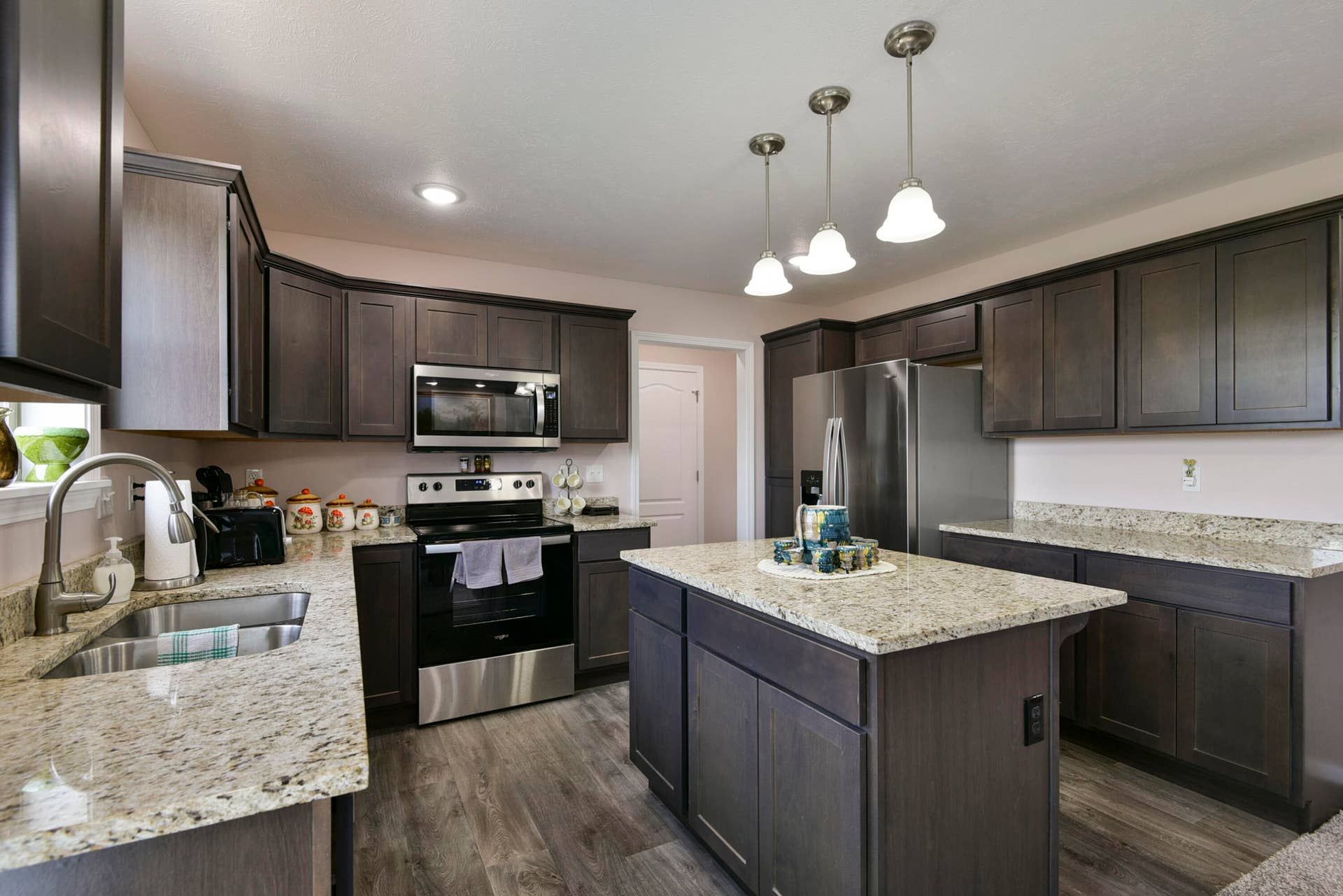 Kitchen 2