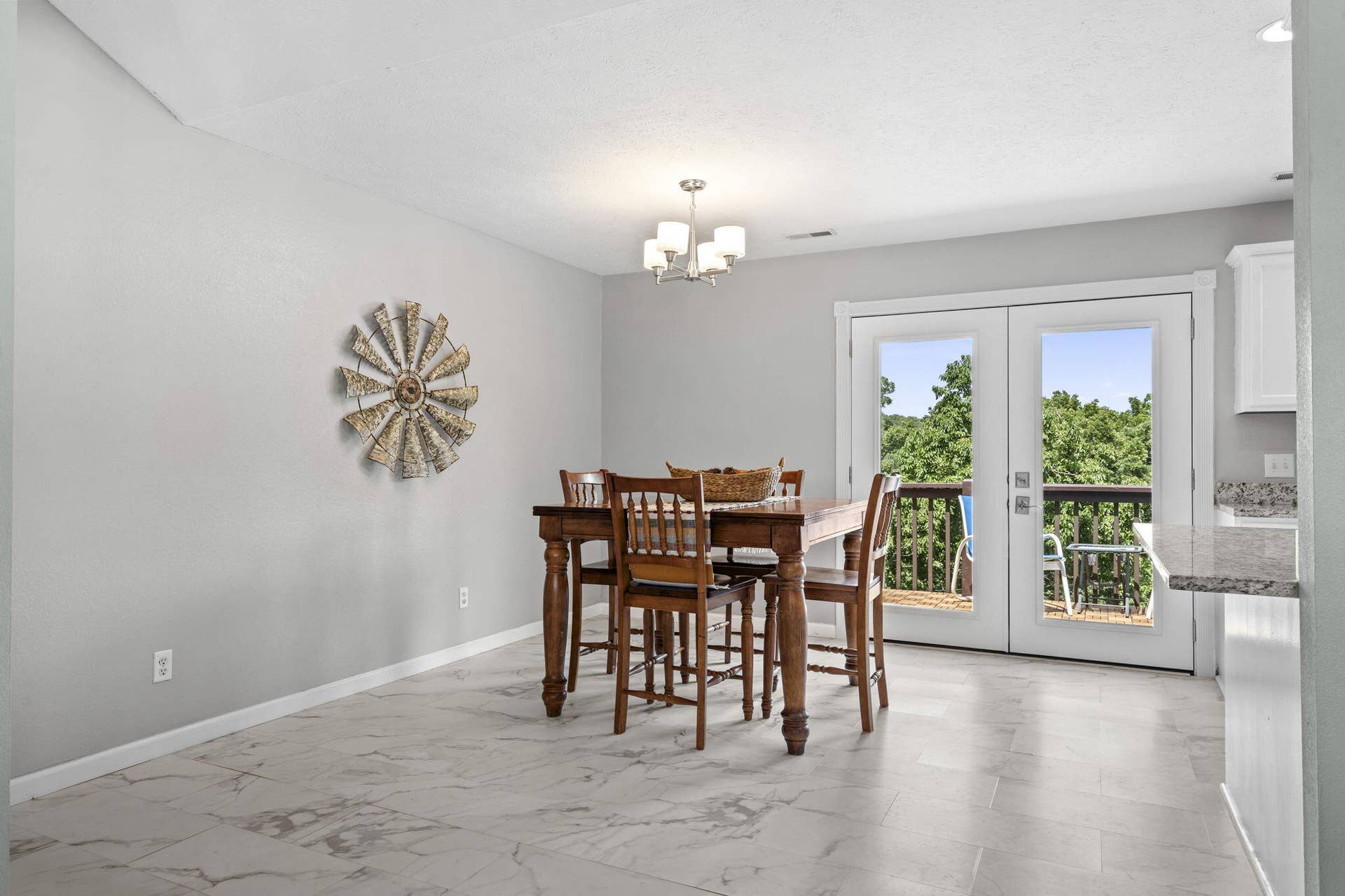 48 Irish Hills Boulevard, Kimberling City, MO 65686 Dining Room