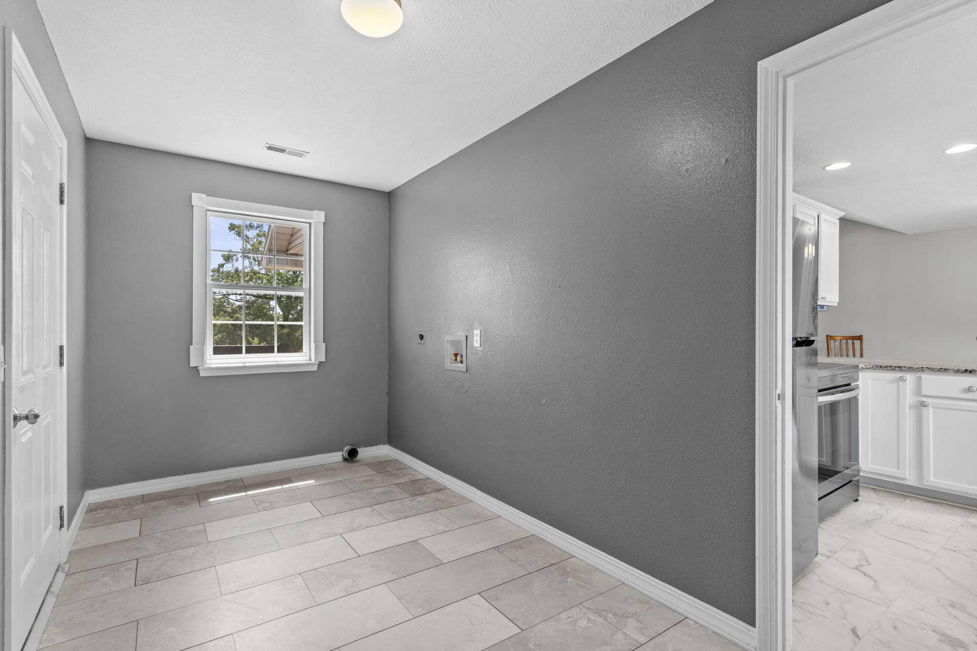 48 Irish Hills Boulevard, Kimberling City, MO 65686 Laundry Room/Mud room
