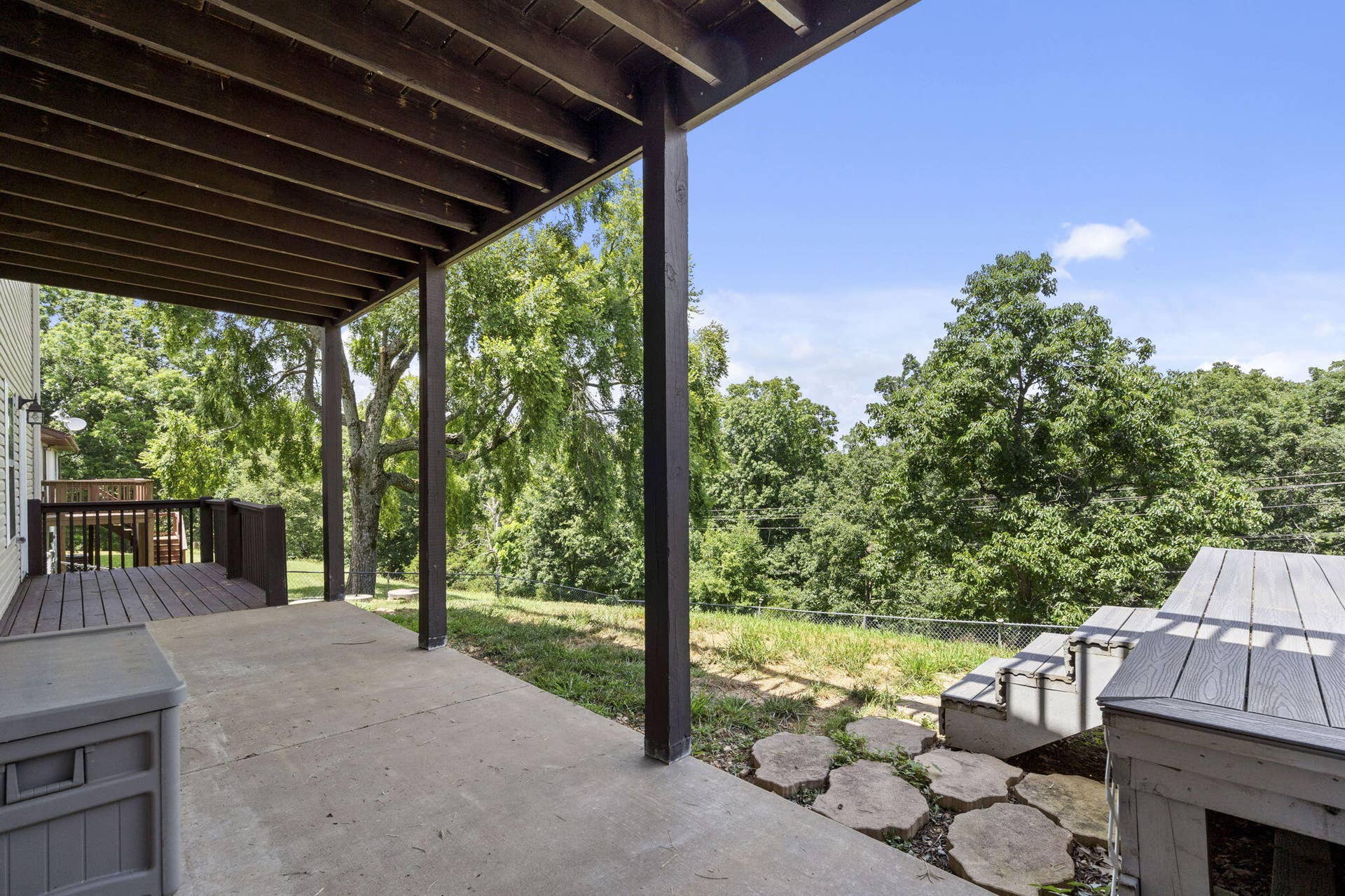 48 Irish Hills Boulevard, Kimberling City, MO 65686 Back patio