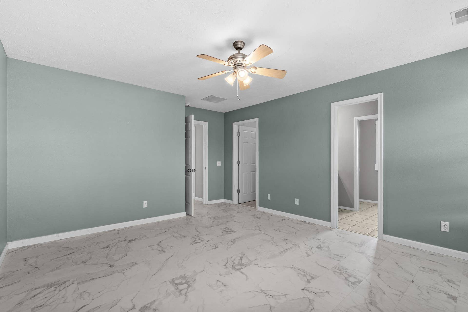 48 Irish Hills Boulevard, Kimberling City, MO 65686 Primary Bedroom