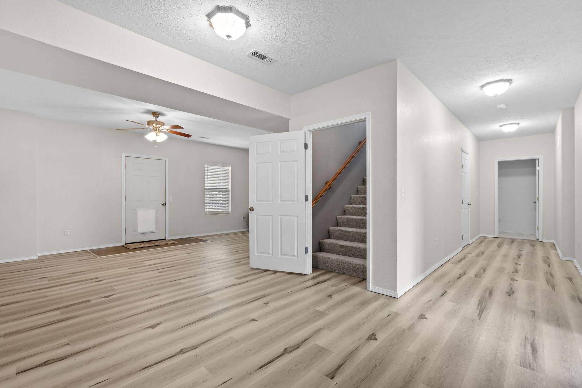 48 Irish Hills Boulevard, Kimberling City, MO 65686 Basement Living Room