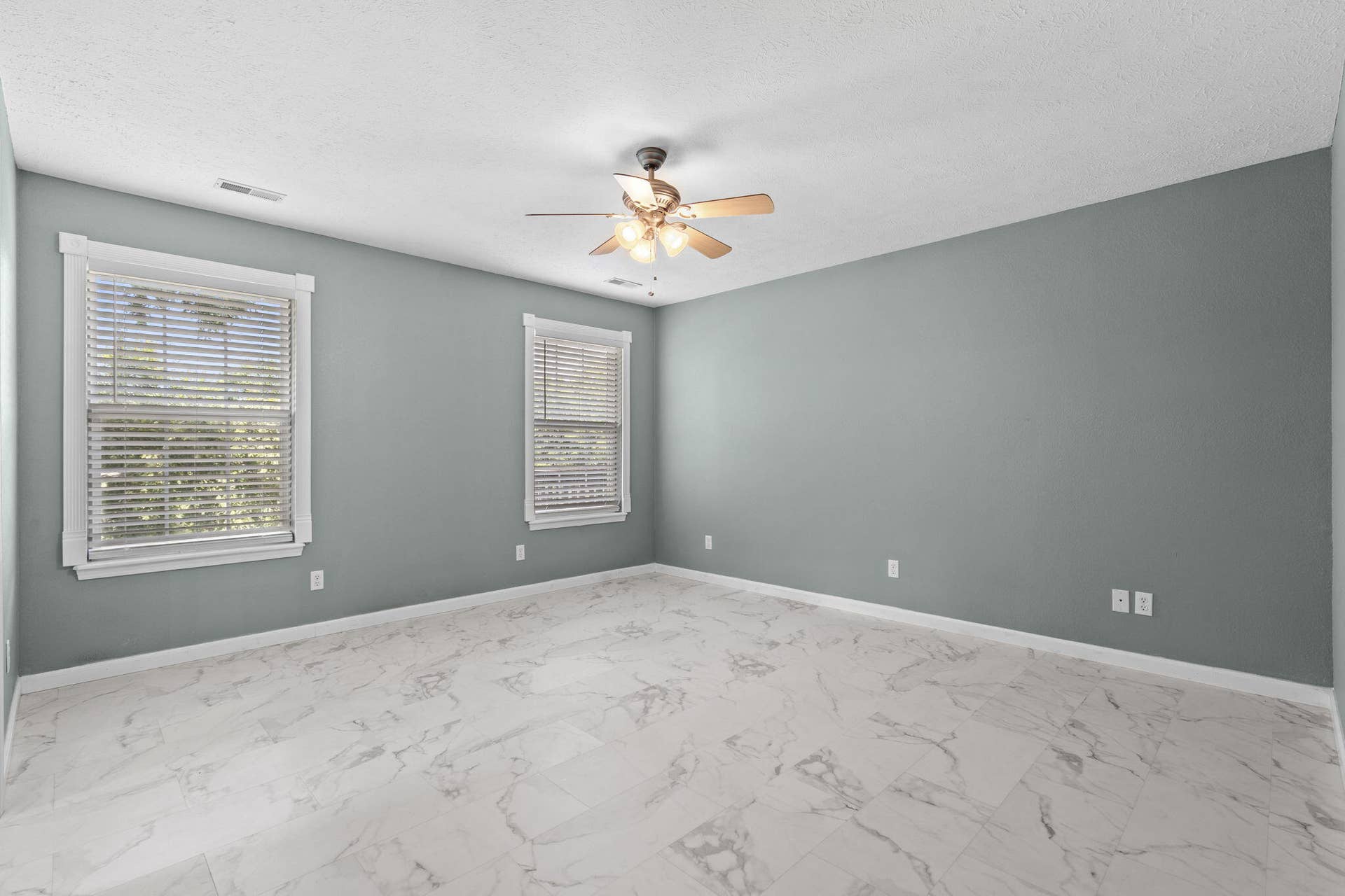 48 Irish Hills Boulevard, Kimberling City, MO 65686 Primary Bedroom