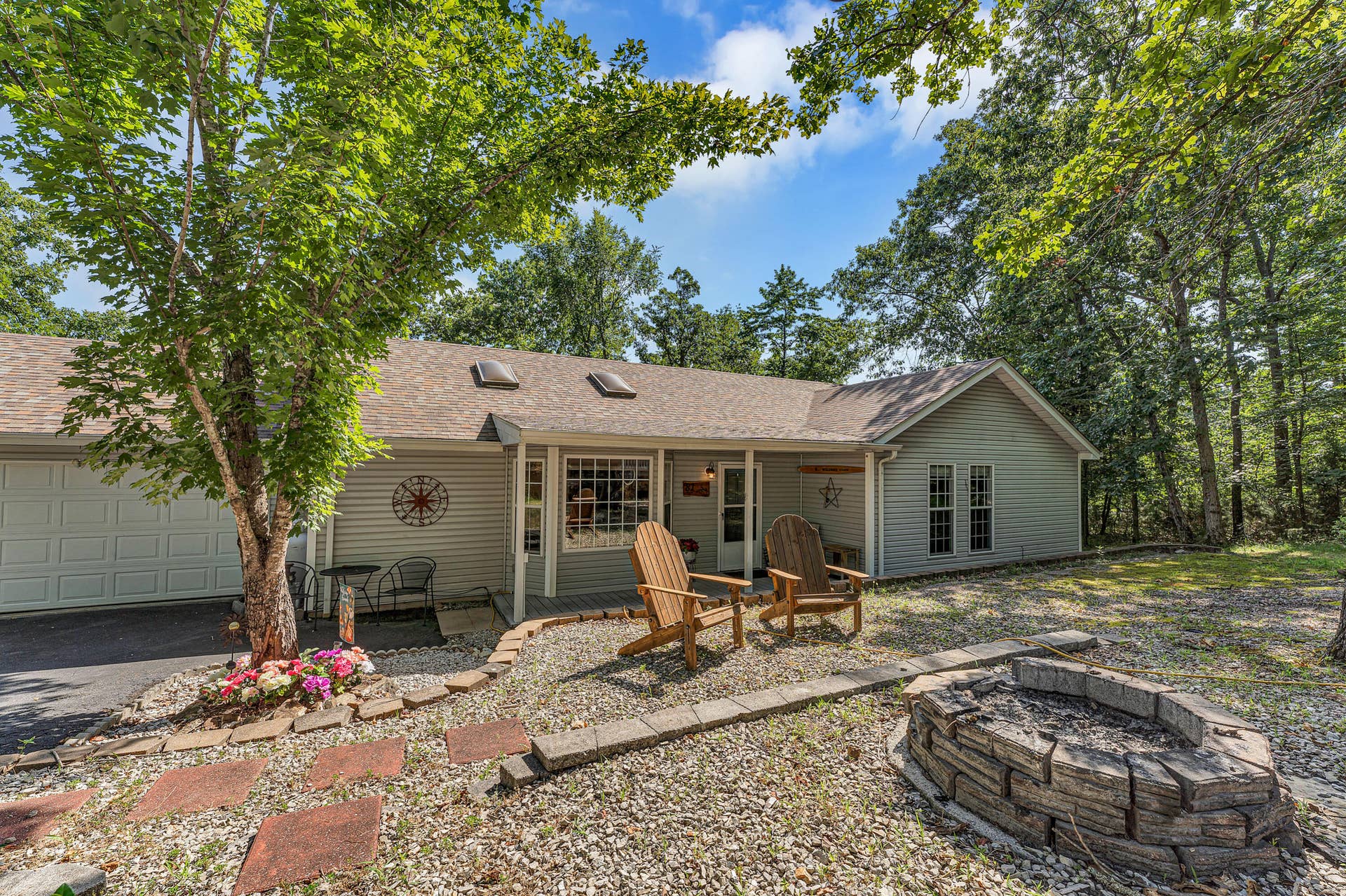 81 Deer Ridge Trail, Kimberling City, MO 65686 exterior 2