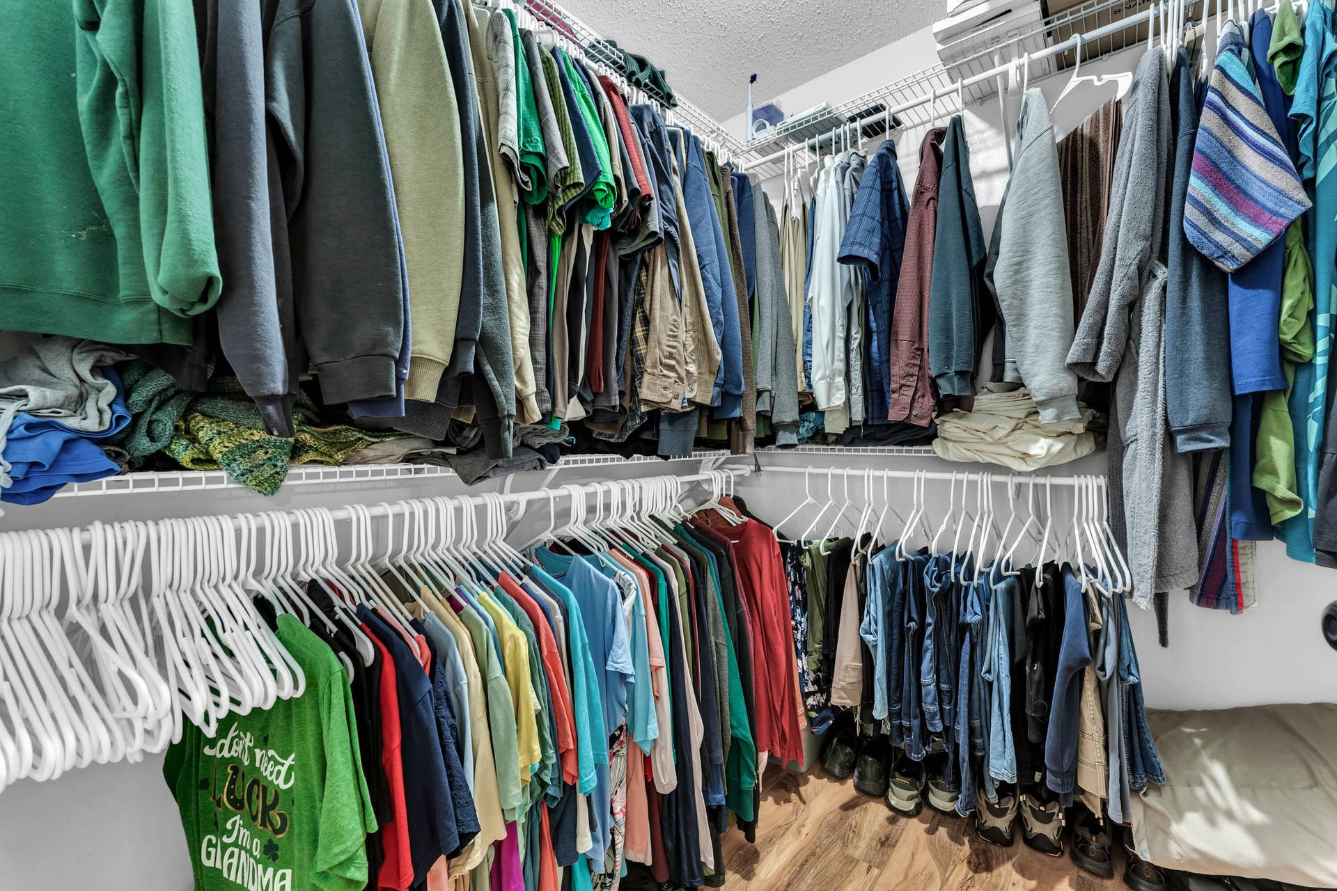 81 Deer Ridge Trail, Kimberling City, MO 65686 primary bedroom closet