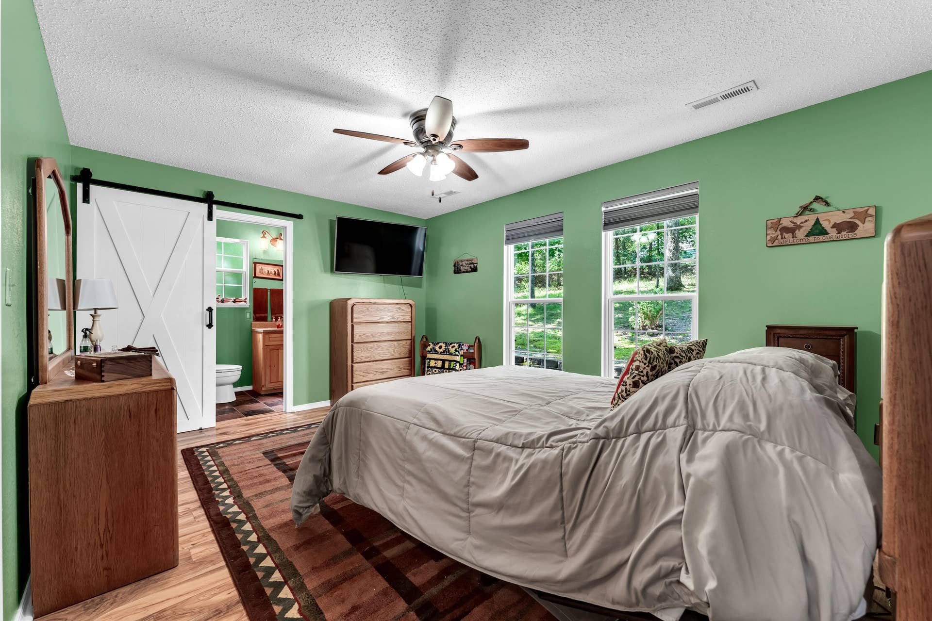 81 Deer Ridge Trail, Kimberling City, MO 65686 primary bedroom