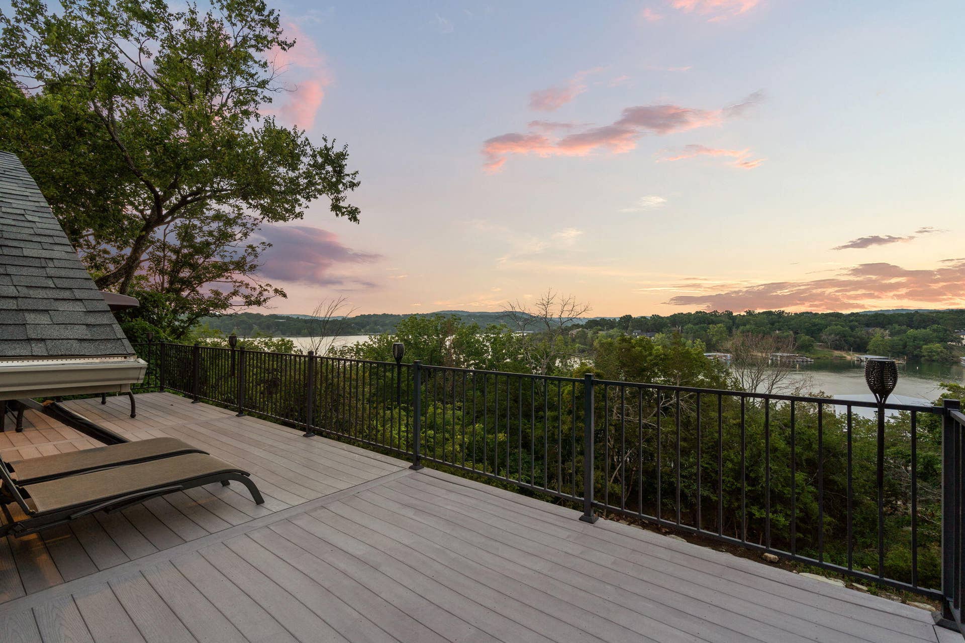 94 Owls Point, Kimberling City, MO 65686 94-Owls-Pt-Lakeside-Lounge