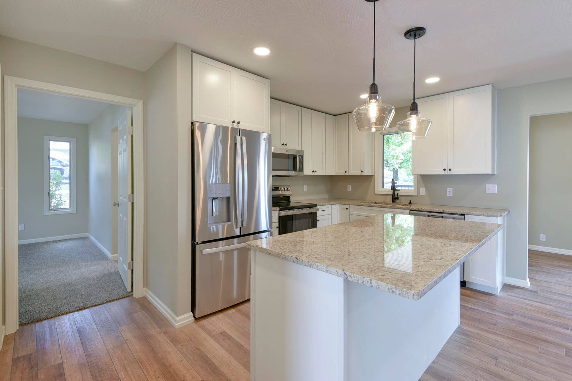 4 Kissee Avenue, Apt #2, Kimberling City, MO 65686 DSC_0394