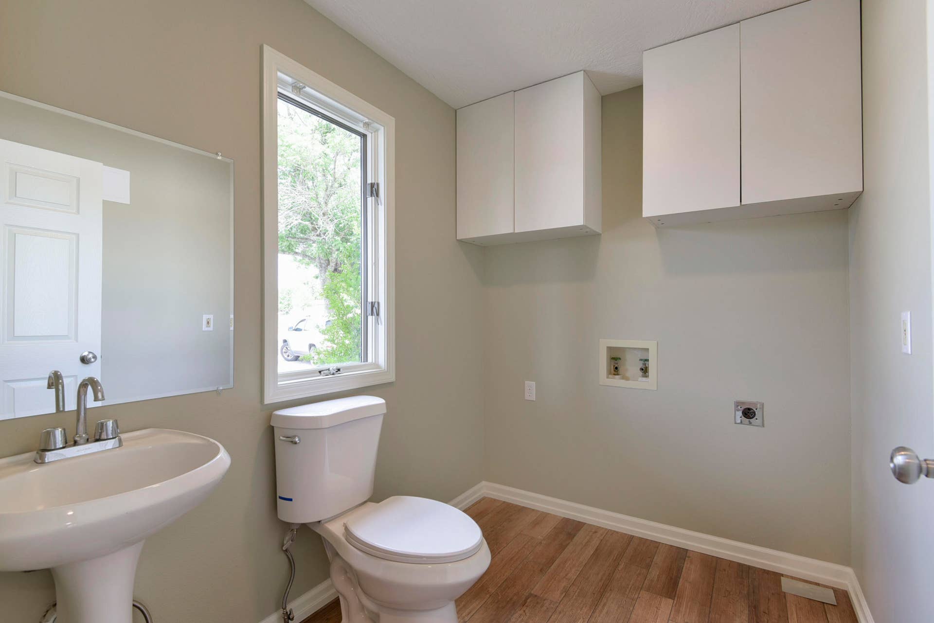 4 Kissee Avenue, Apt #2, Kimberling City, MO 65686 DSC_0392