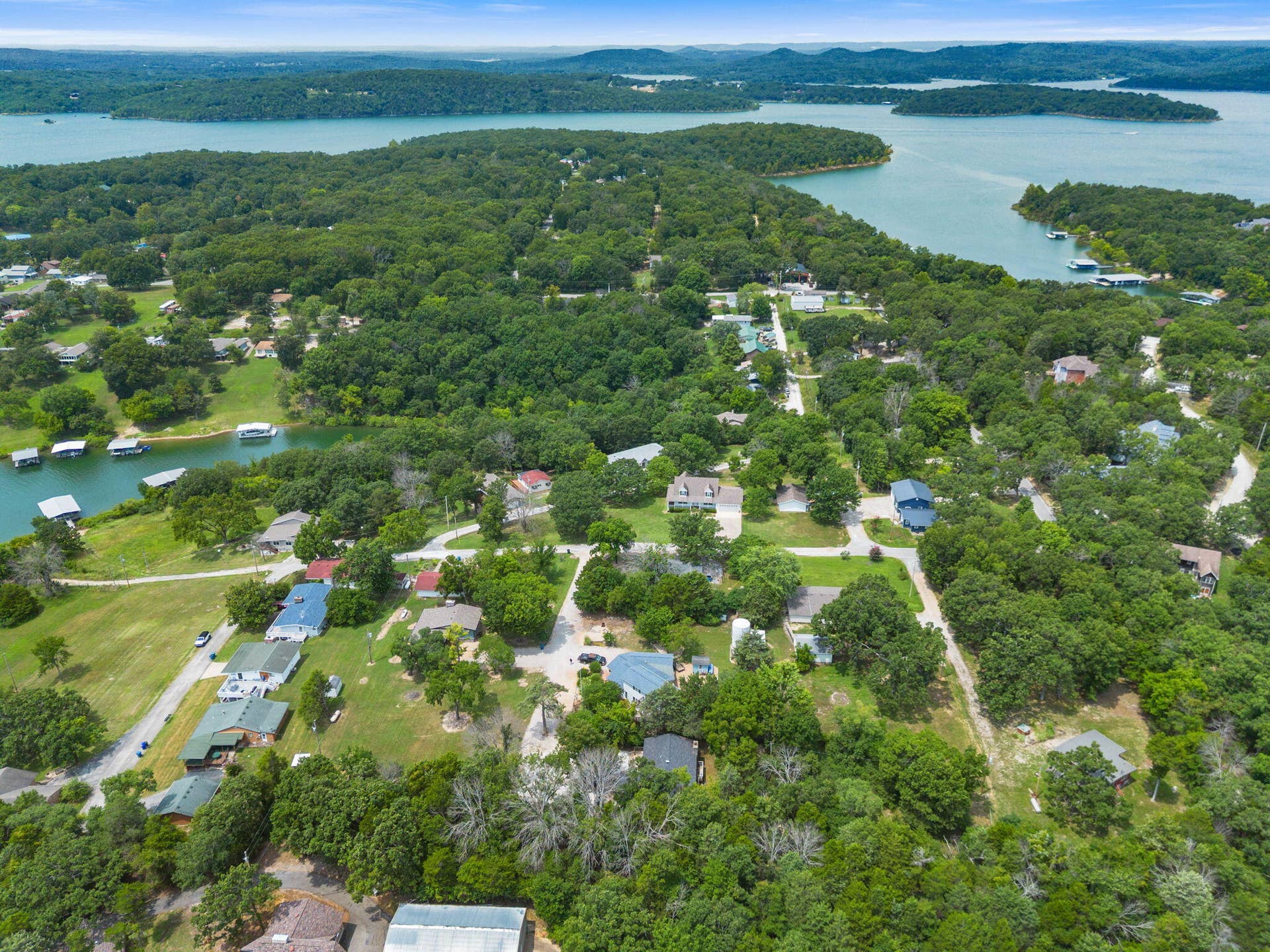 3050-Montague-Ln-Peaceful-Lake-Home