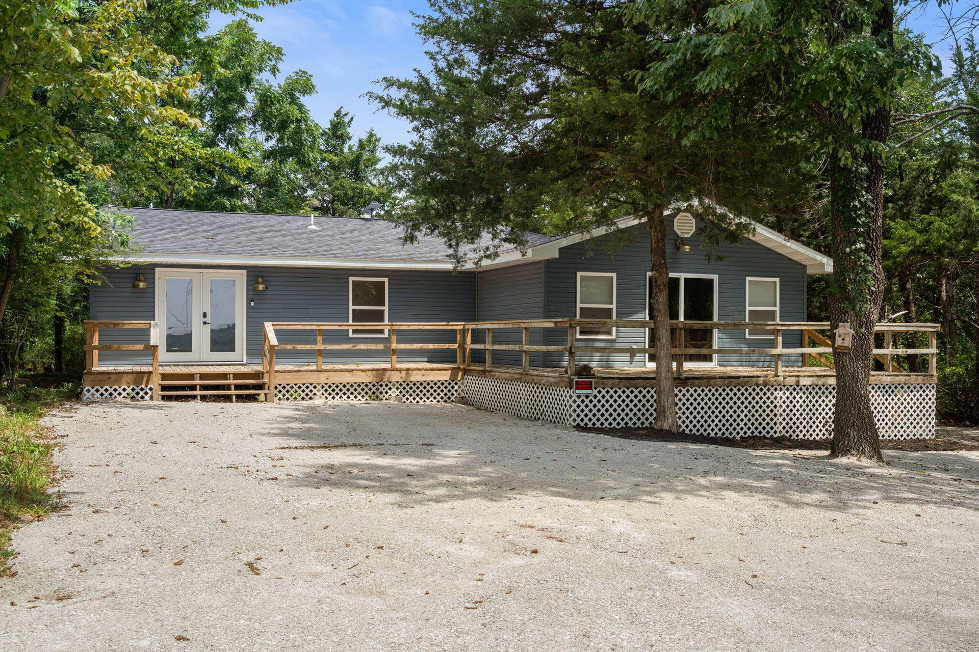 3050-Montague-Ln-Lakeview-Escape