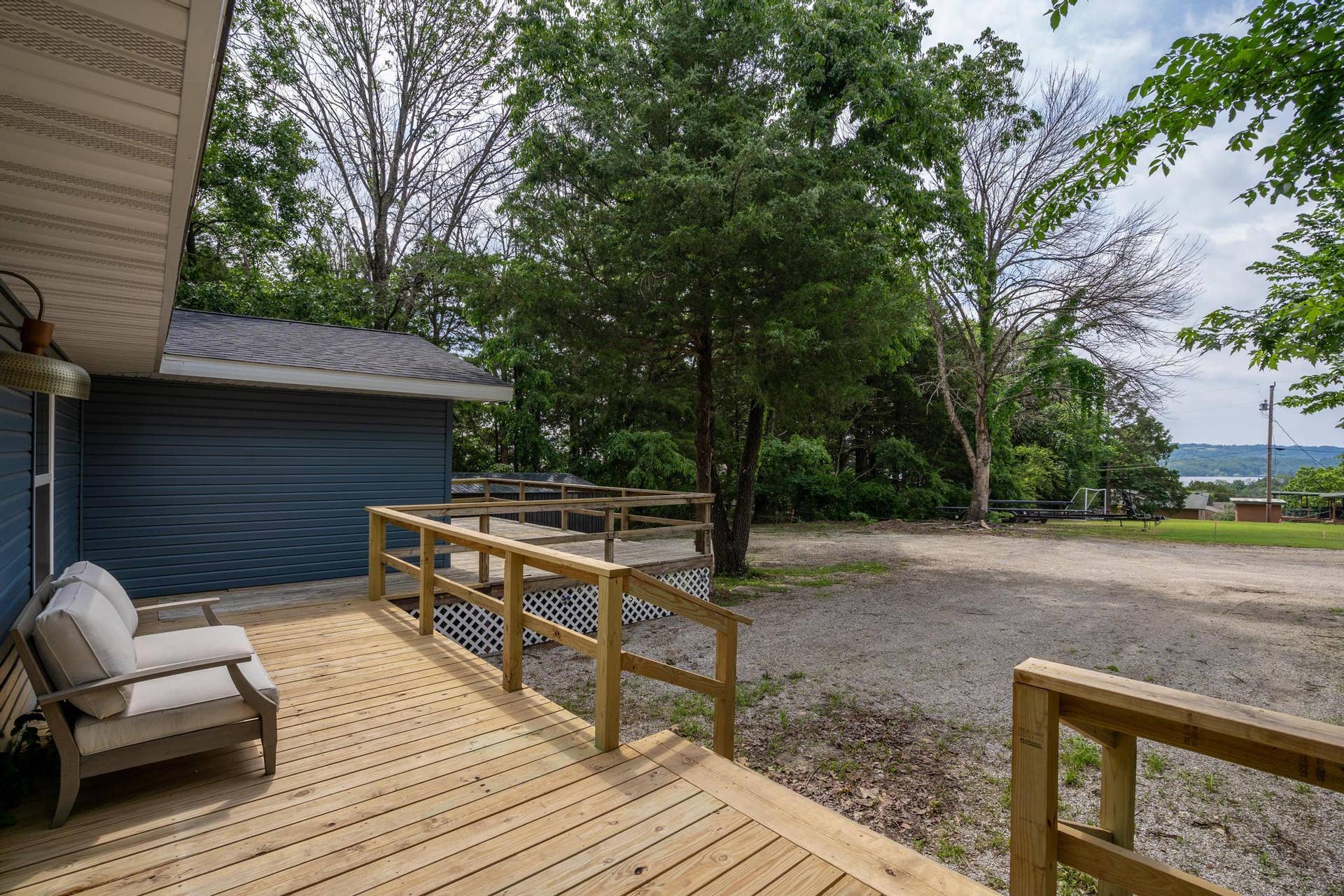 3050-Montague-Ln-Viewside-Retreat