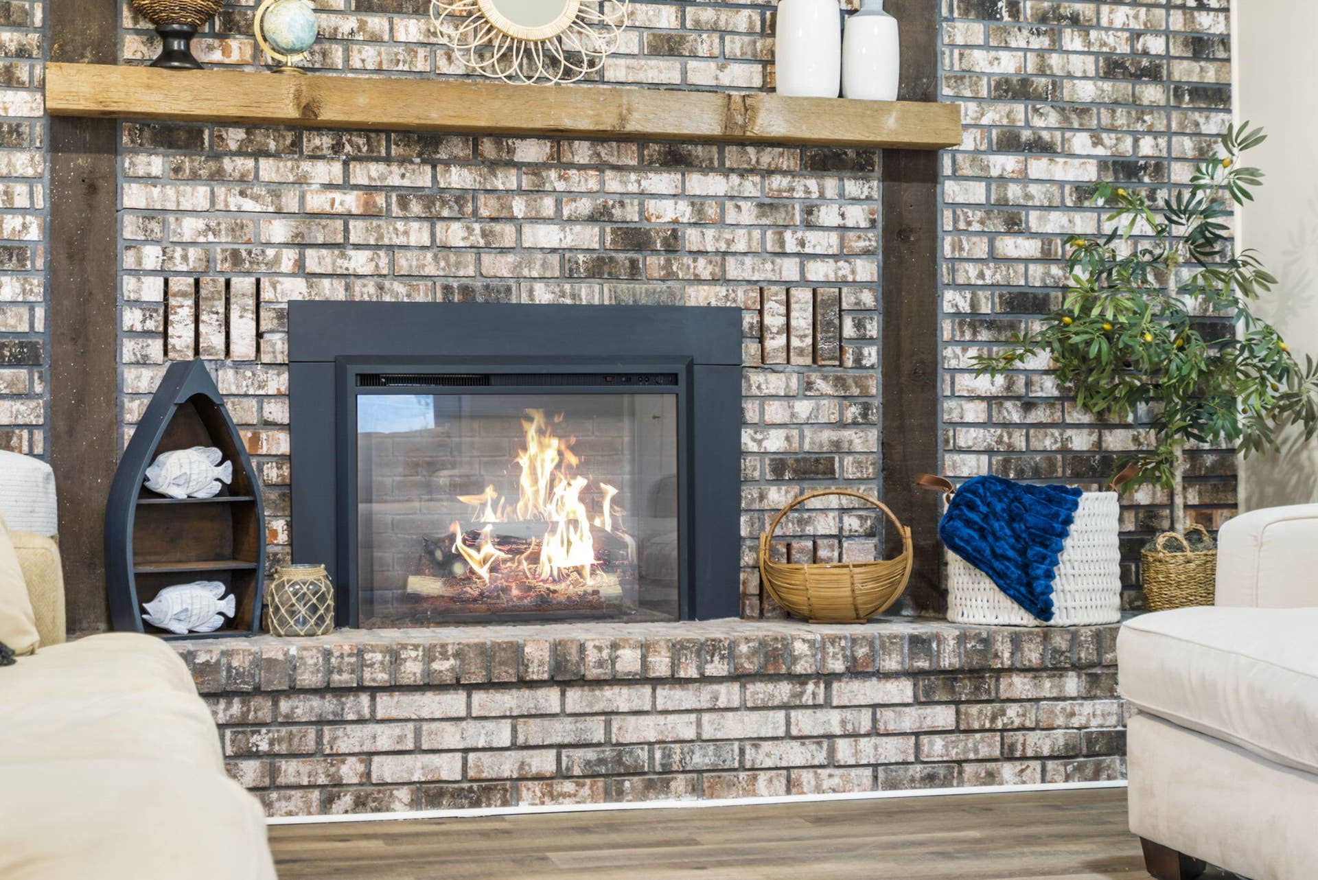 3050-Montague-Ln-Warm-&-Cozy