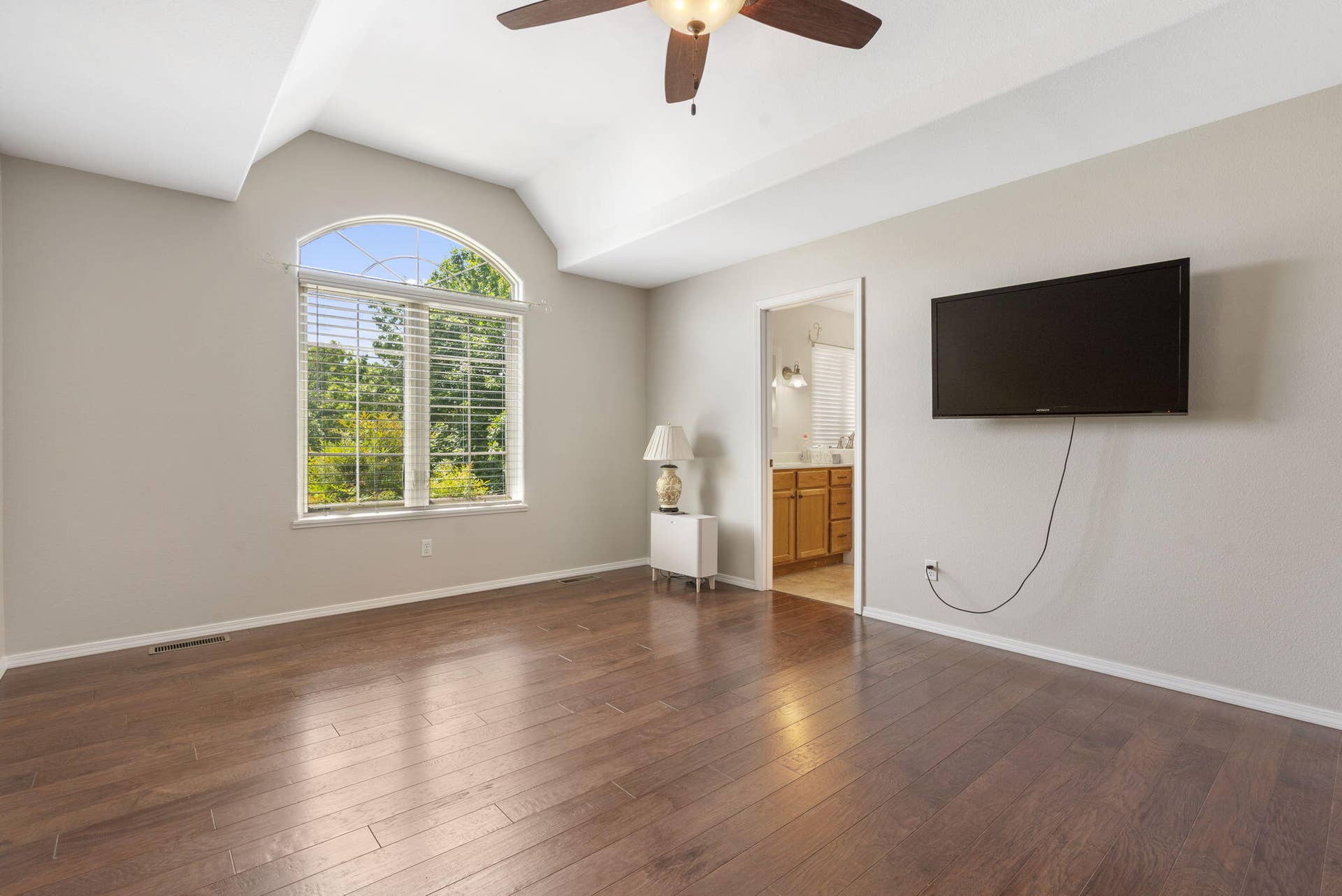 15-web-or-mls-DSC08088