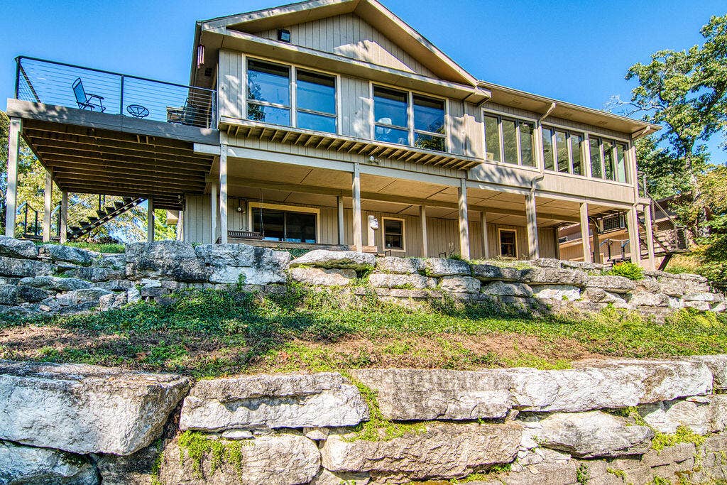 92 Plateau Lane, Kimberling City, MO 65686 .
