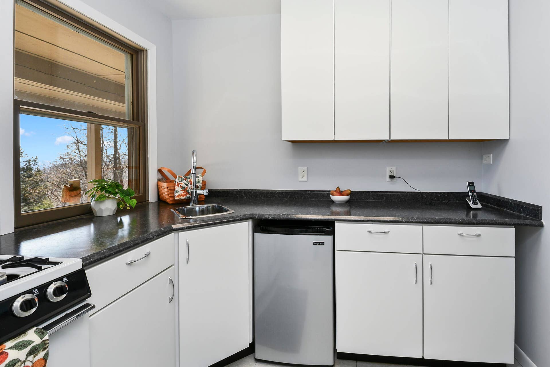 92 Plateau Lane, Kimberling City, MO 65686 .