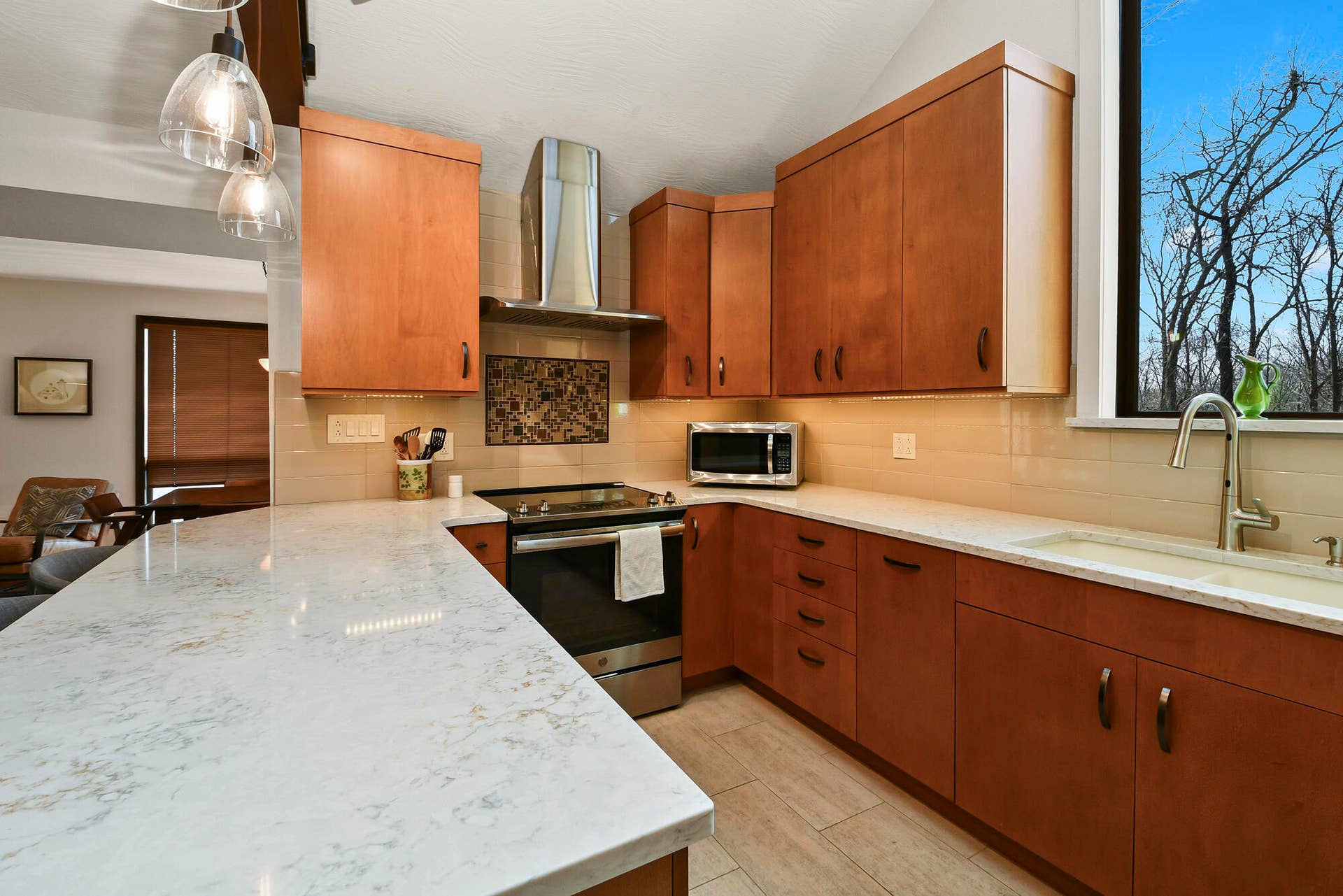 92 Plateau Lane, Kimberling City, MO 65686 .