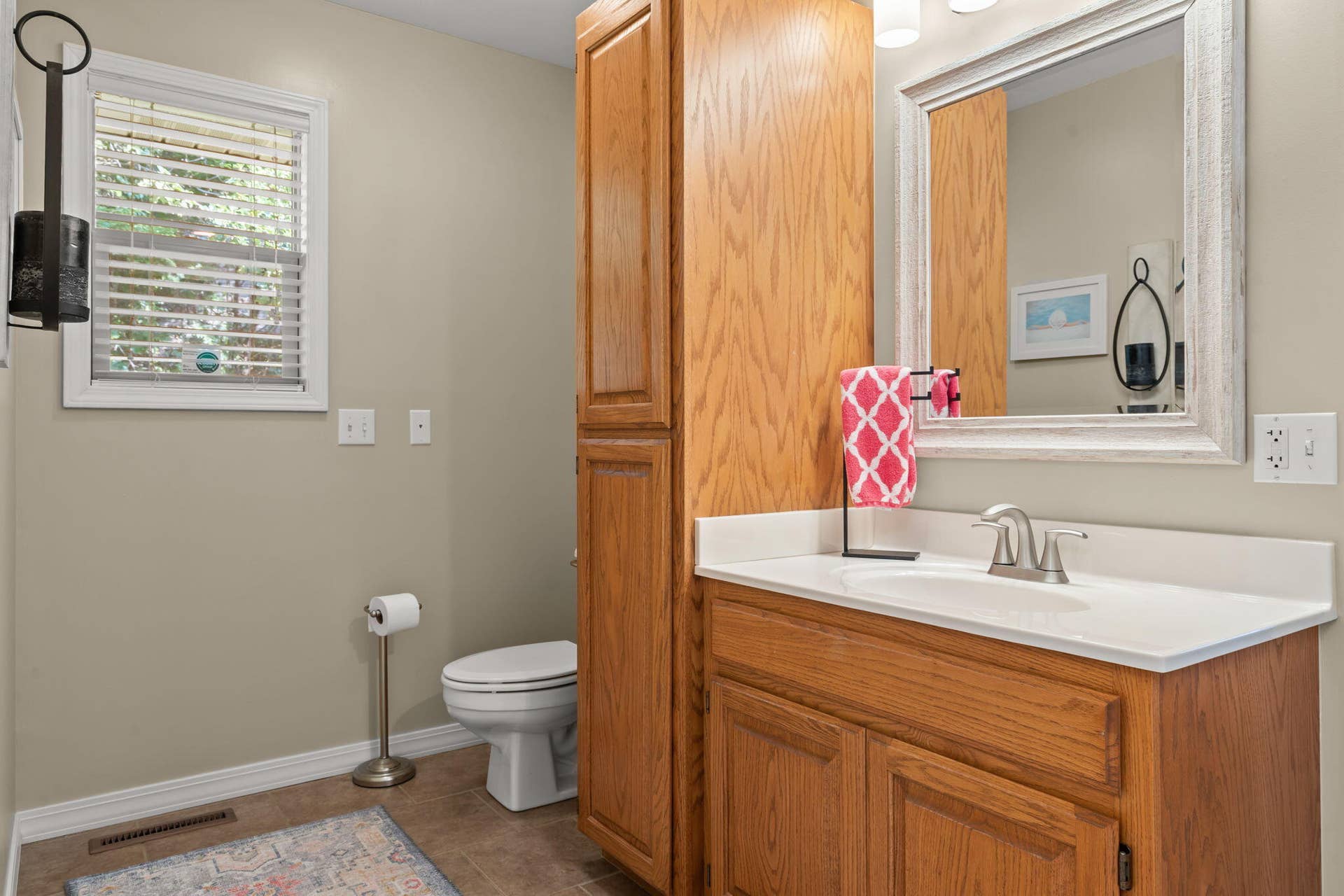 567-Austin-Pl-Modern-Bath