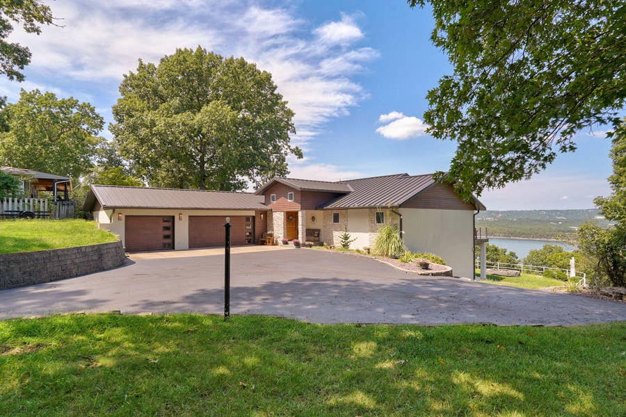 Property photo for 251 Silverbridge Lane, Kimberling City, MO