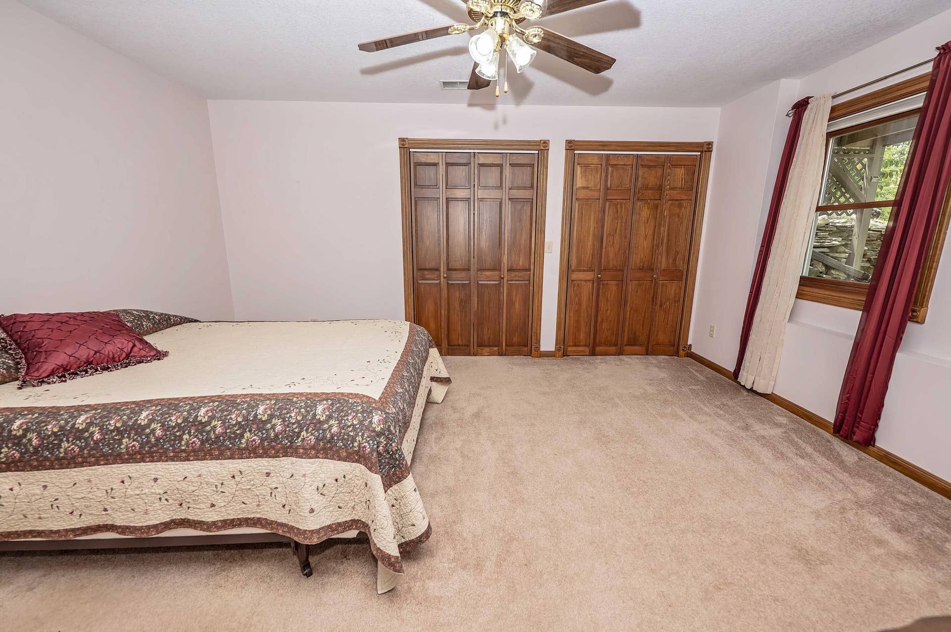 Branson West, MO 65737 2193 Stoneridge Center Rd (56)