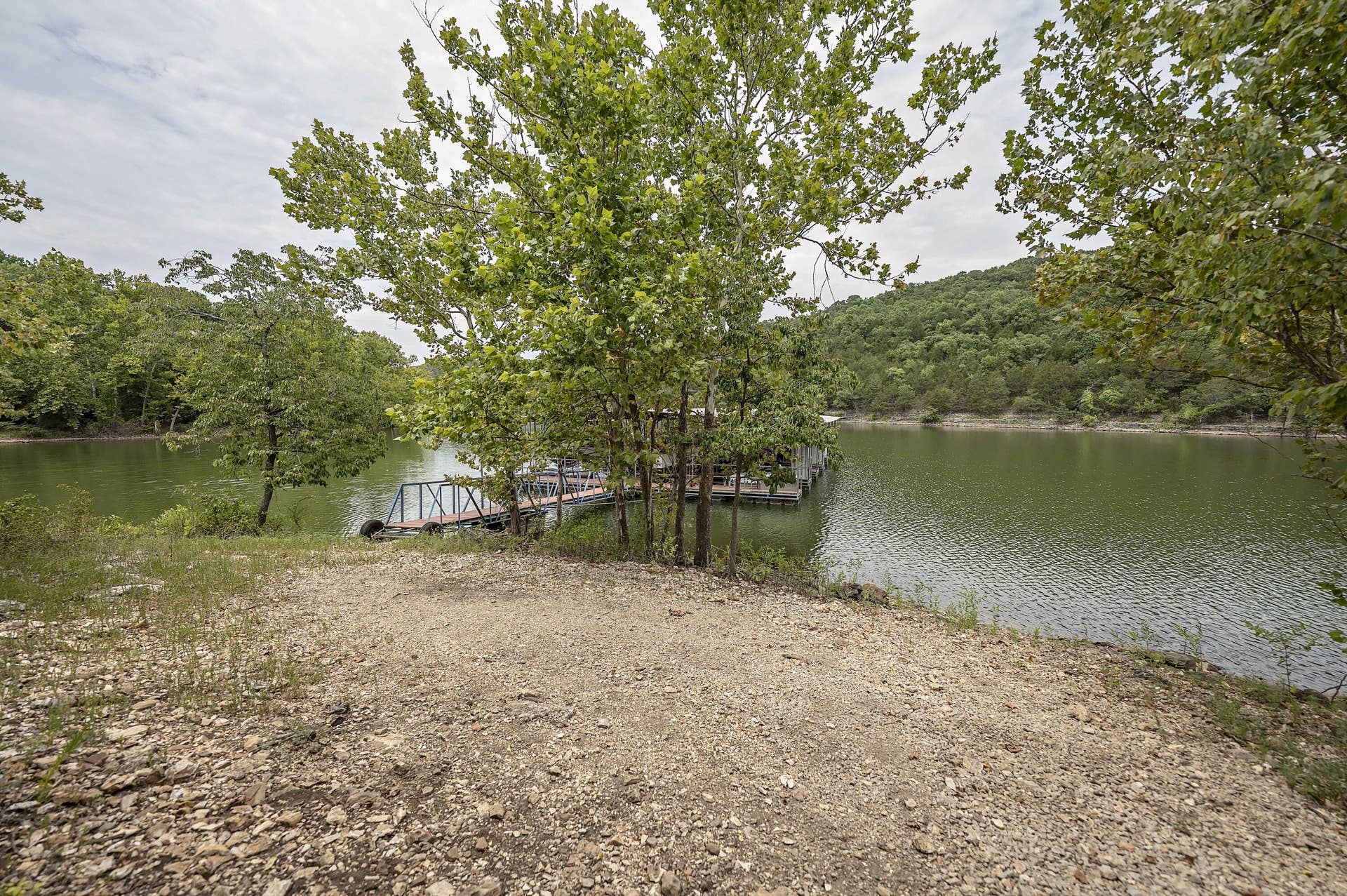 Branson West, MO 65737 2193 Stoneridge Center Rd (139)