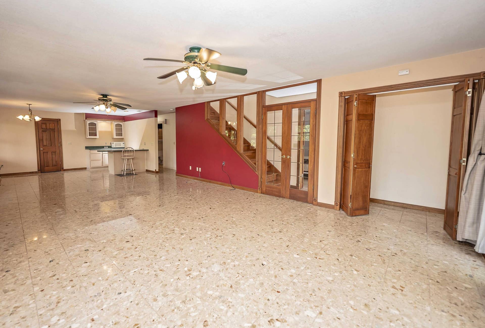 Branson West, MO 65737 2193 Stoneridge Center Rd (62)