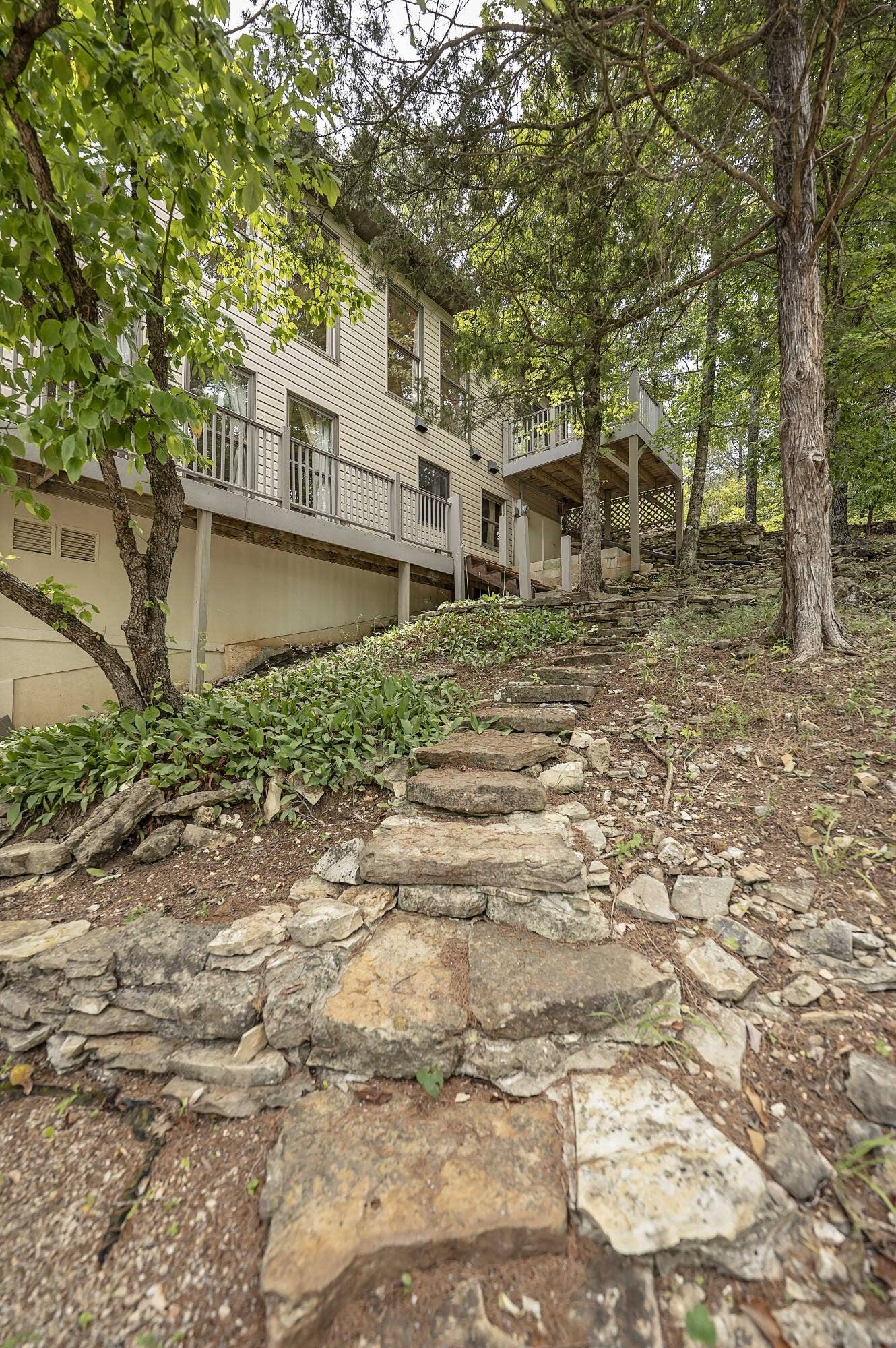 Branson West, MO 65737 2193 Stoneridge Center Rd (133)